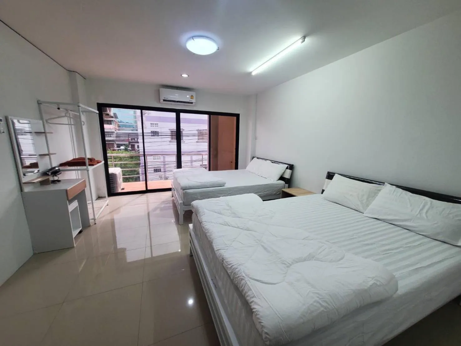 Four-Bedroom House in Khoksametchun Hostel
