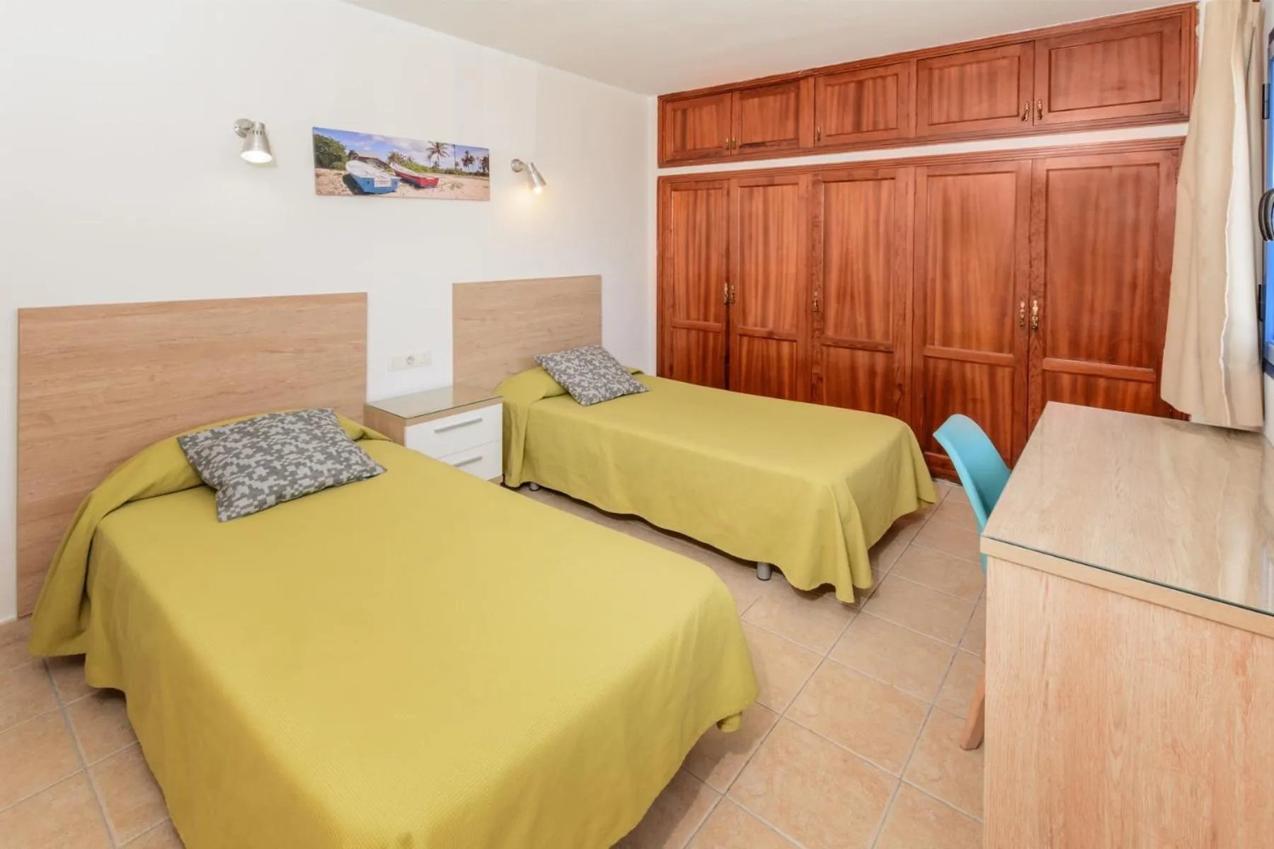 Double or Twin Room with Shared Bathroom in Hostal Magec