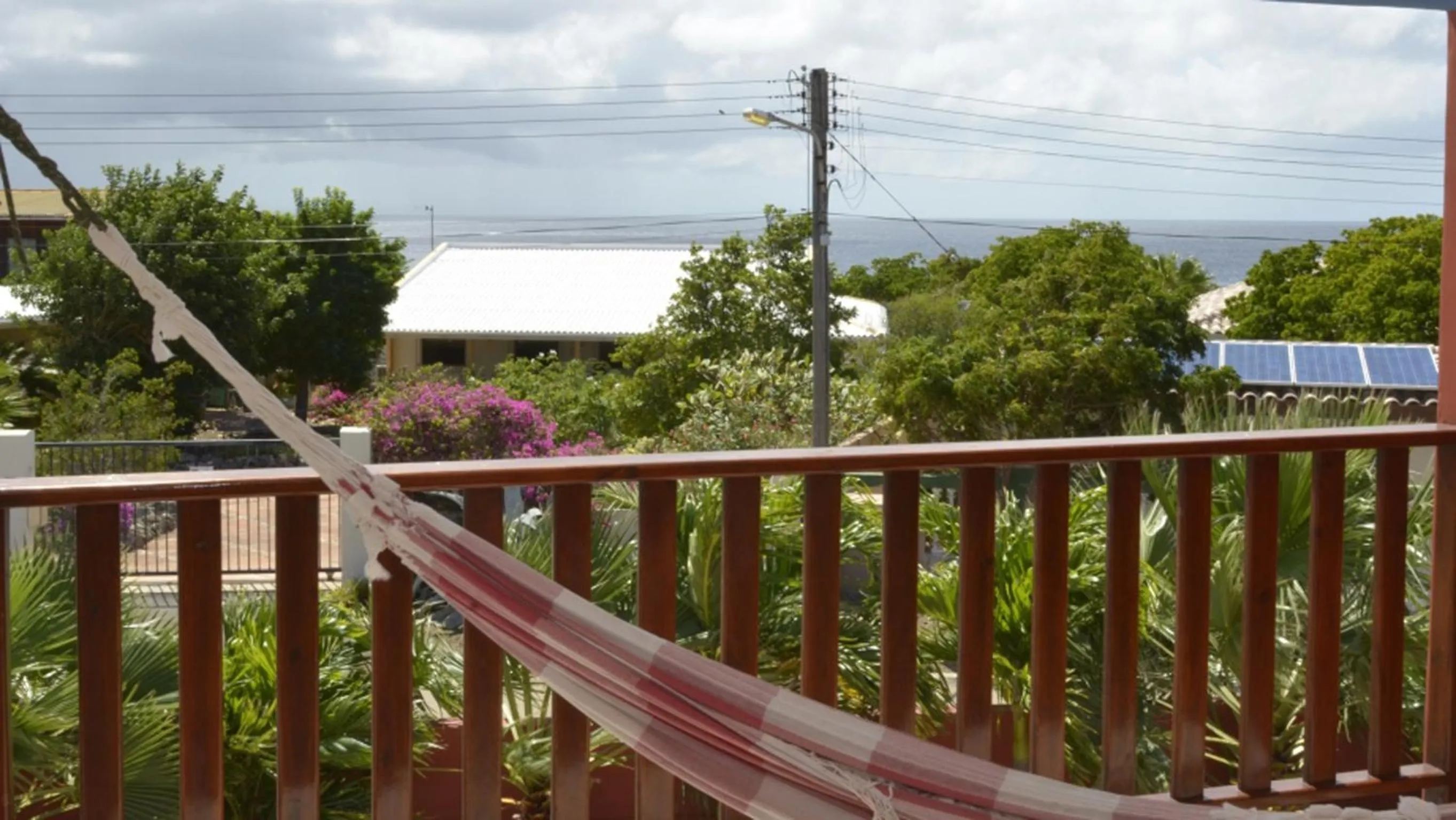 Two-Bedroom Apartment with Ocean View in Nos Krusero Apartments