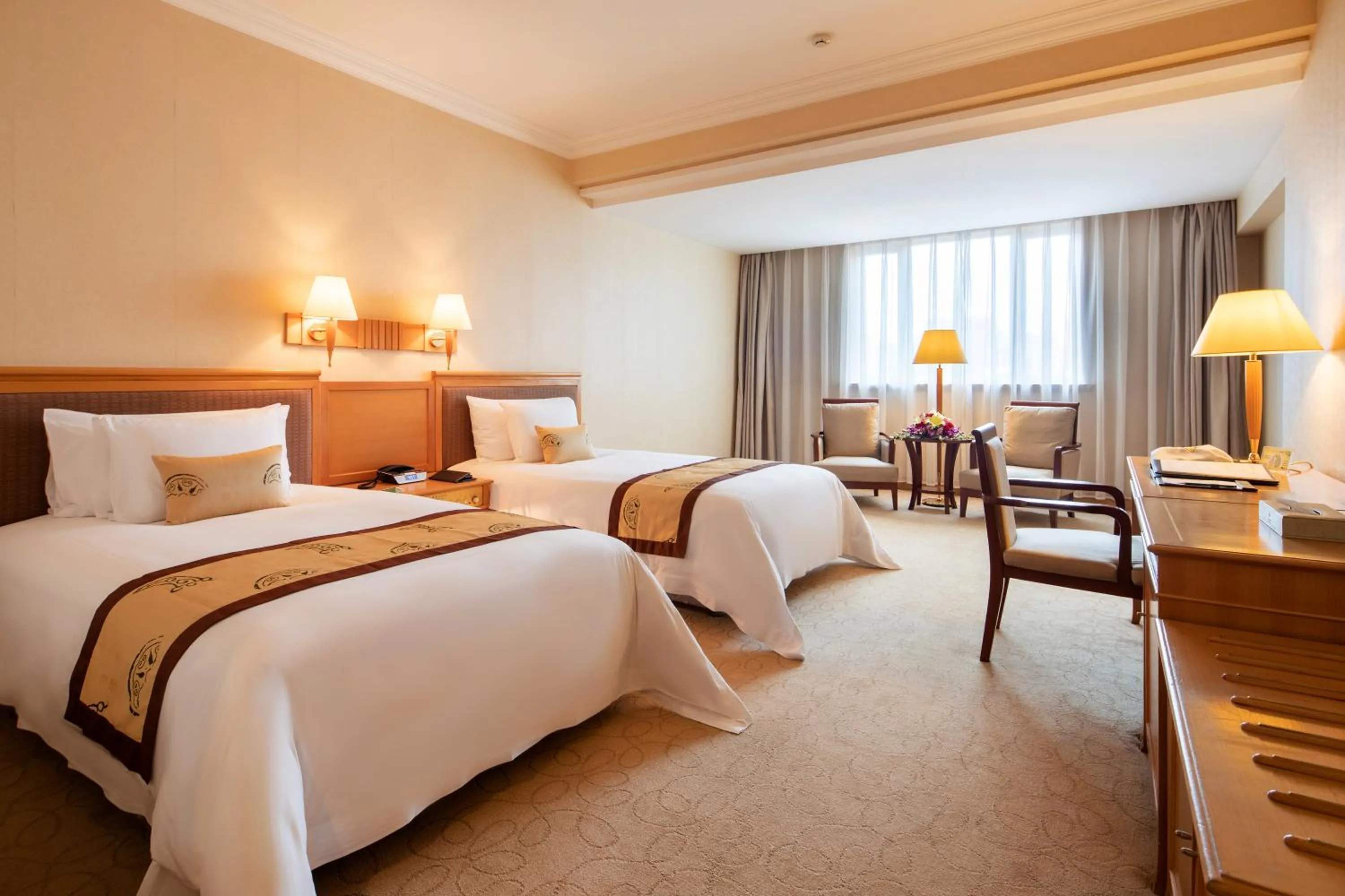 Superior Twin Room in Mason Hotel