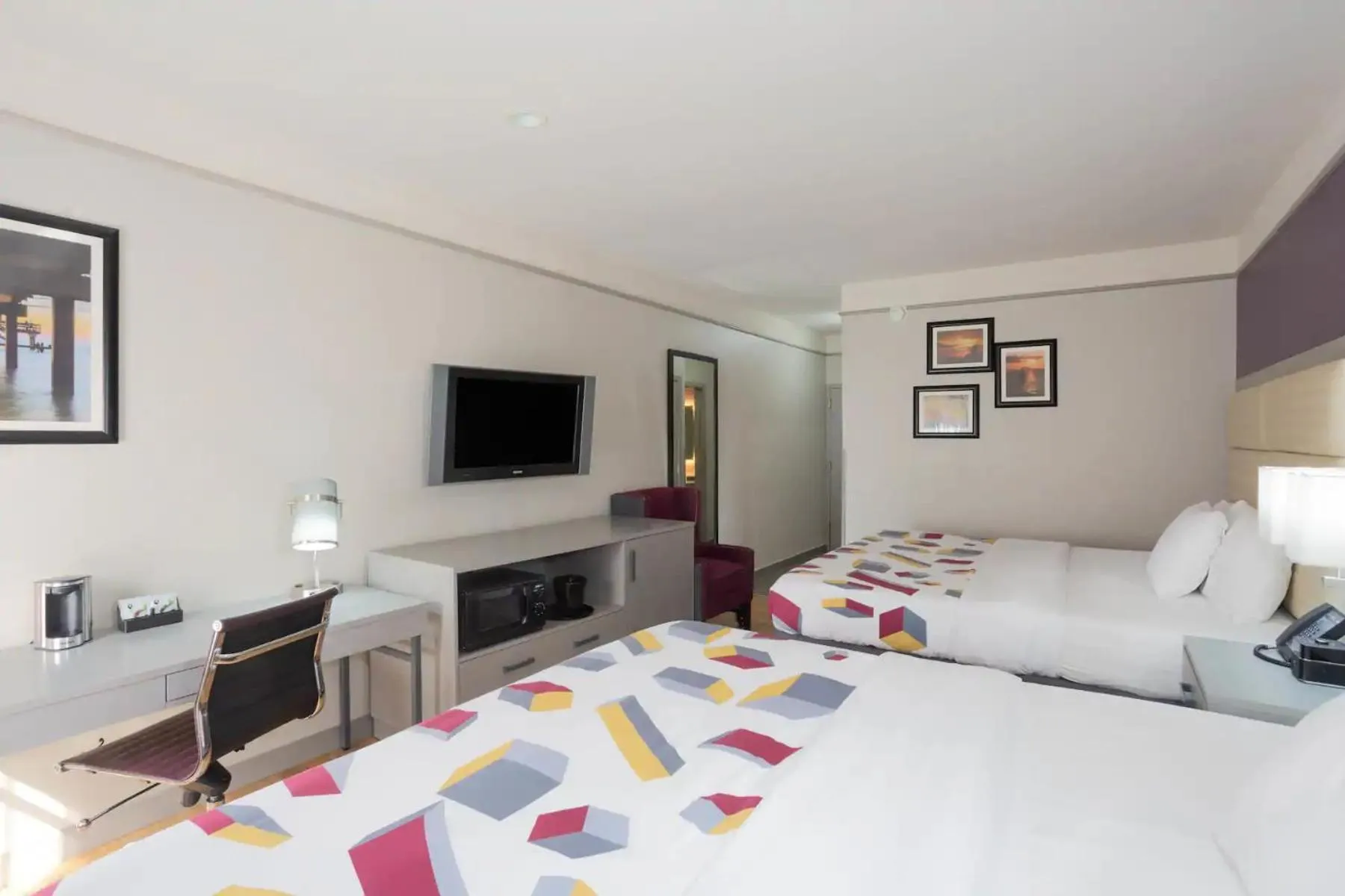 Deluxe King Room with Two King Beds in La Quinta by Wyndham Mobile - Daphne