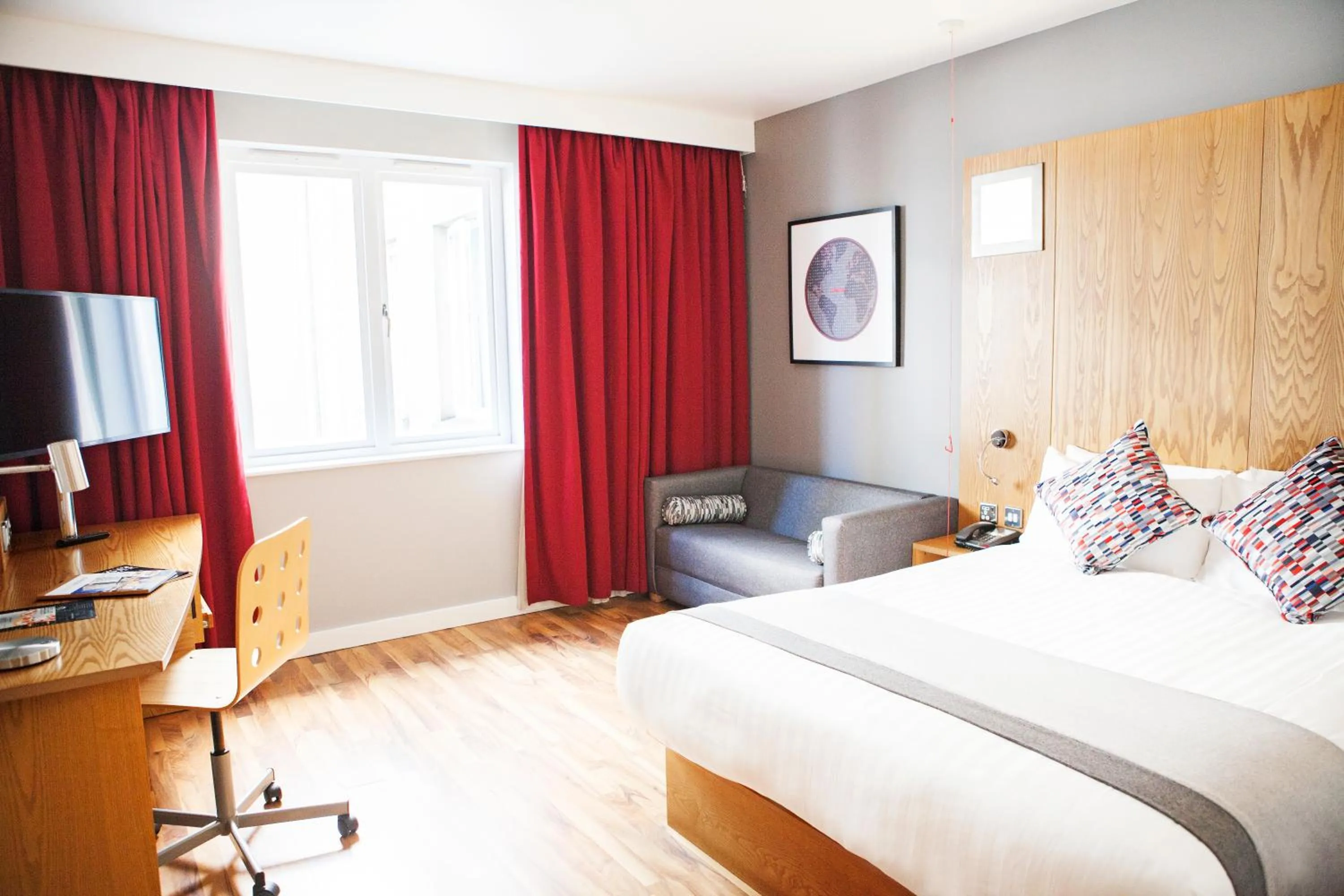 Double Room in Ramada by Wyndham Belfast