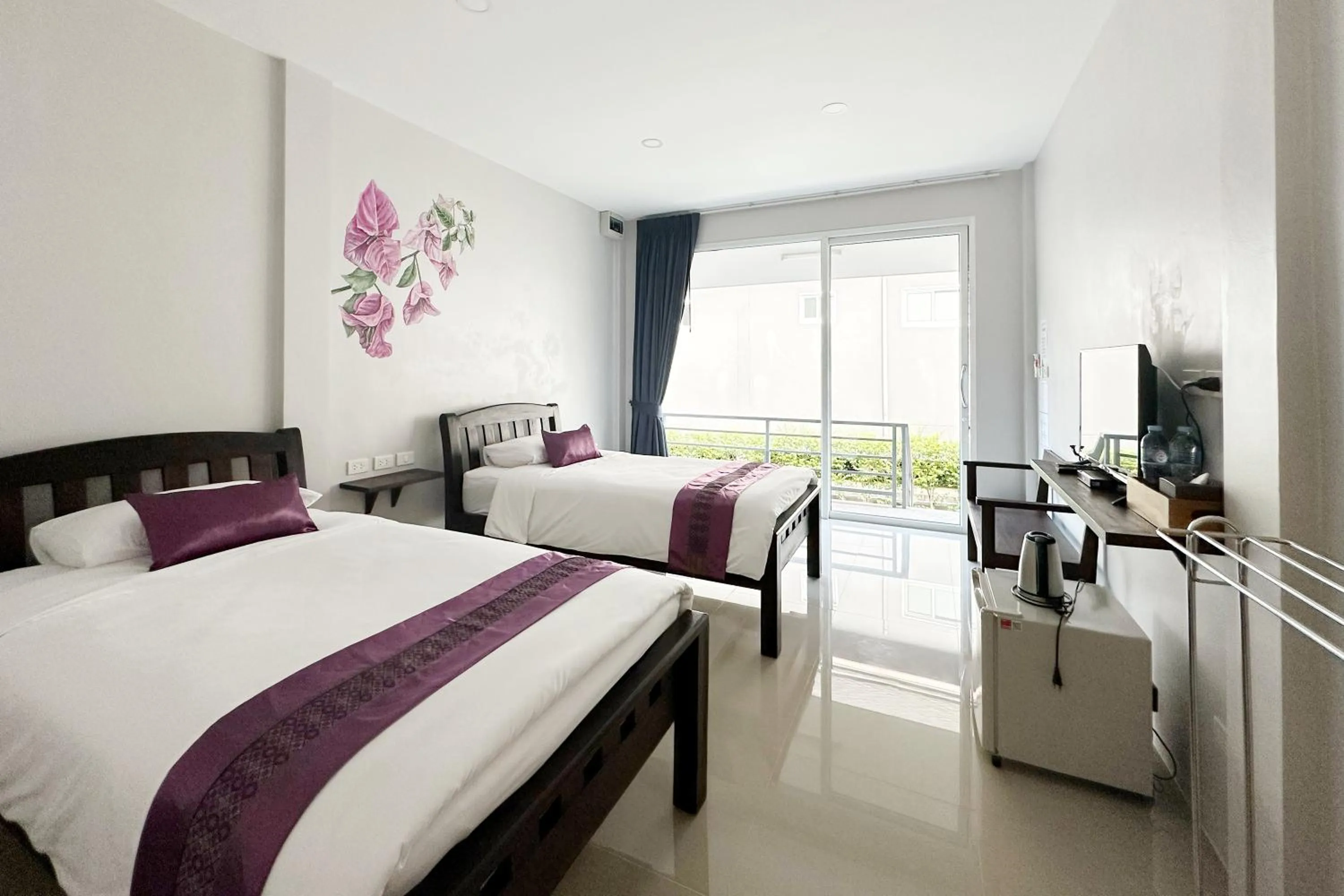 Superior Twin Room in Be Leaf Resort SHA