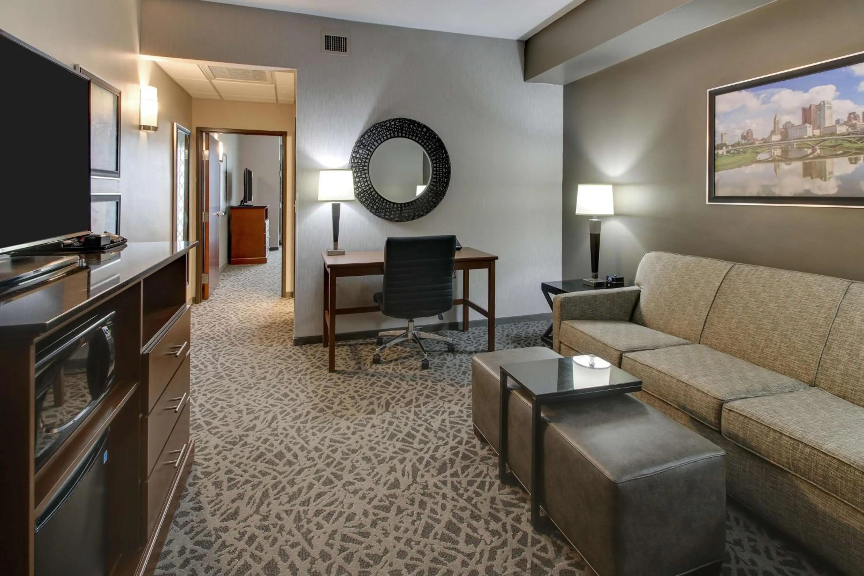 Superior Queen Suite with Sofa Bed - Hearing Accessible, Tub in Drury Inn & Suites Columbus Polaris