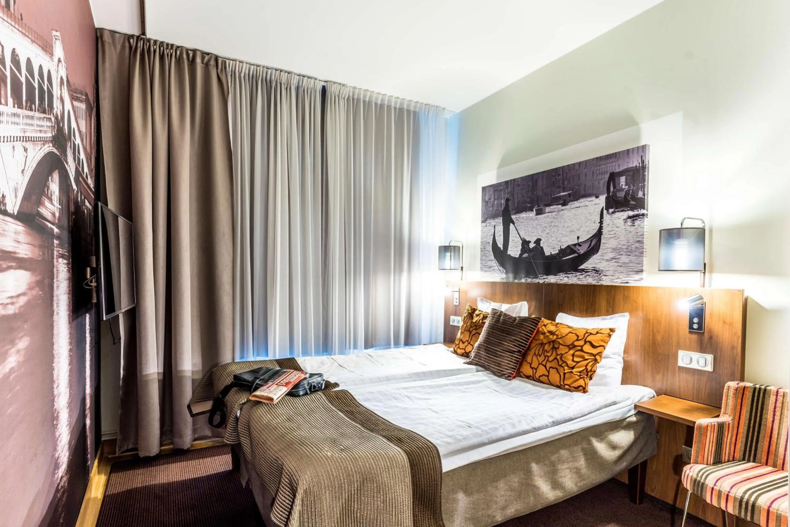 Standard Double Room in Scandic Stora Hotellet