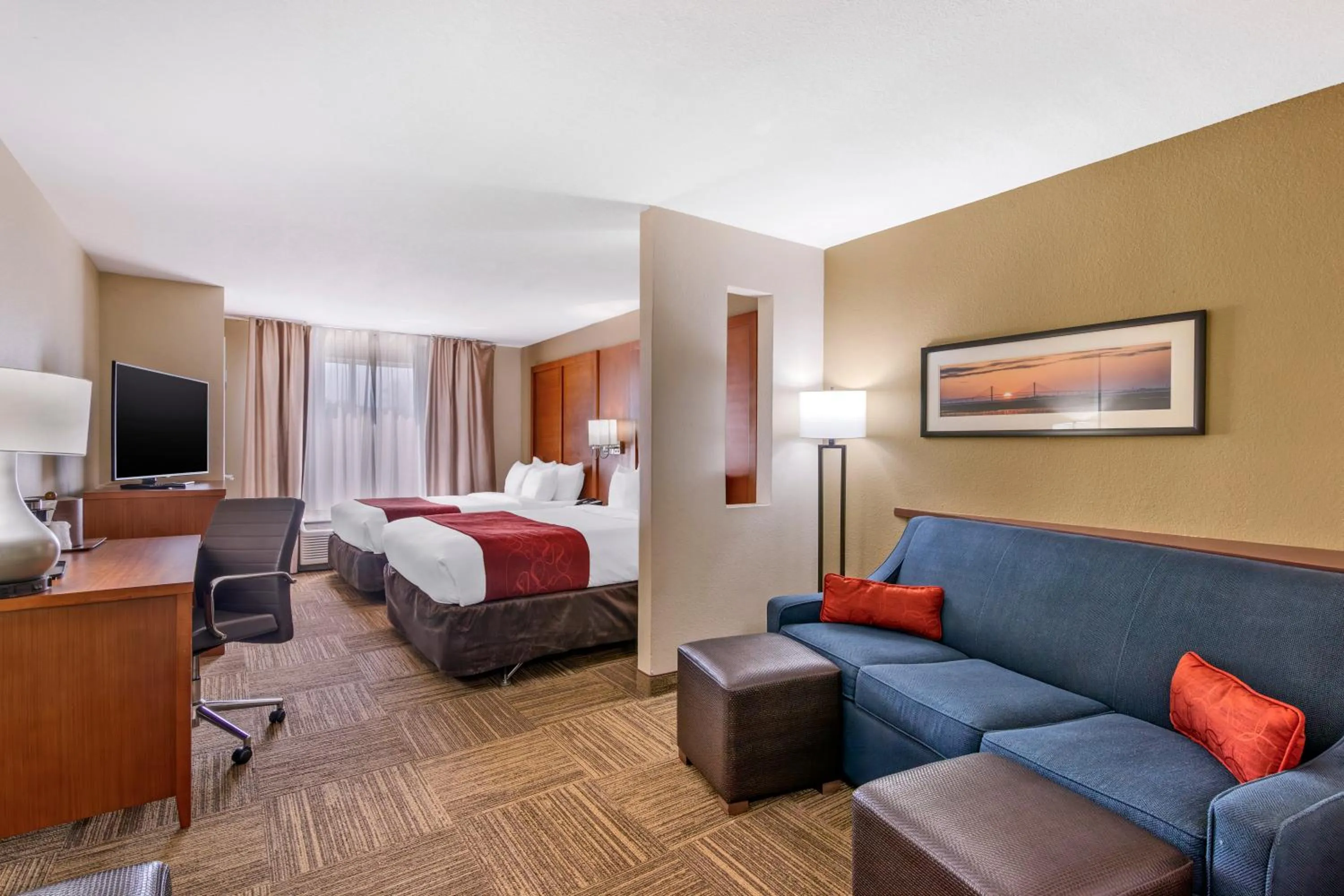 Queen Suite with Two Queen Beds - Non-Smoking in Comfort Suites Brunswick
