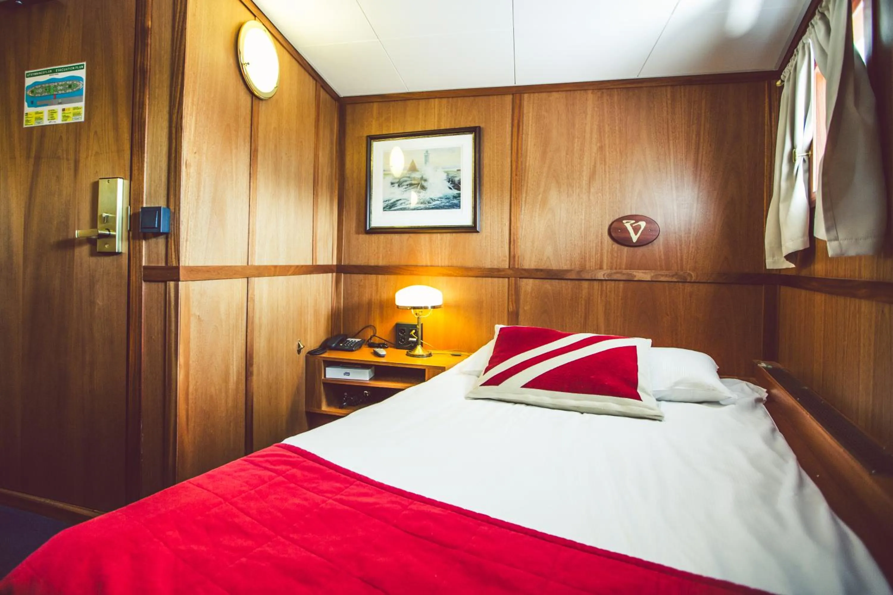 Single Room in Hotel Barken Viking