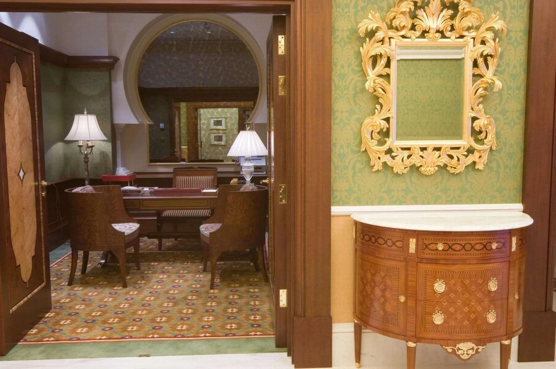 Royal Suite in Waldorf Astoria Jeddah - Qasr Al Sharq