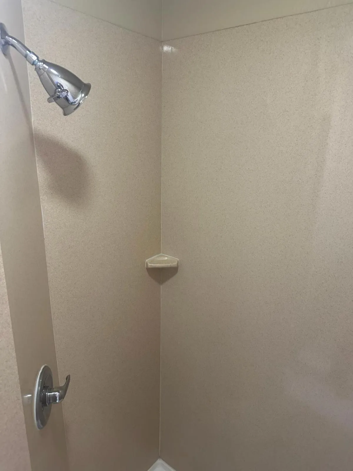 King Suite - Accessible/Non-Smoking in Sleep Inn & Suites at Six Flags