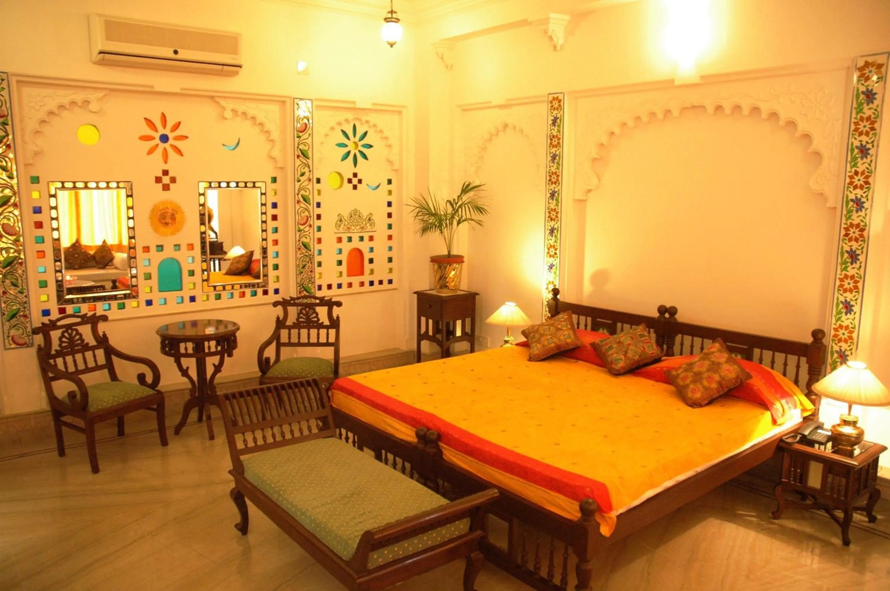 Queen Suite in Raj Niwas