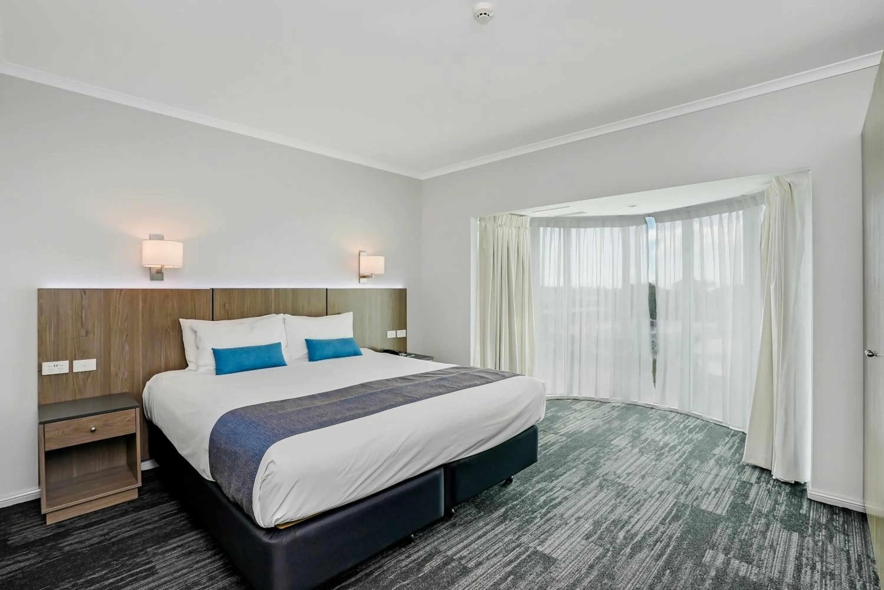 Suite in Cairns Sheridan Hotel