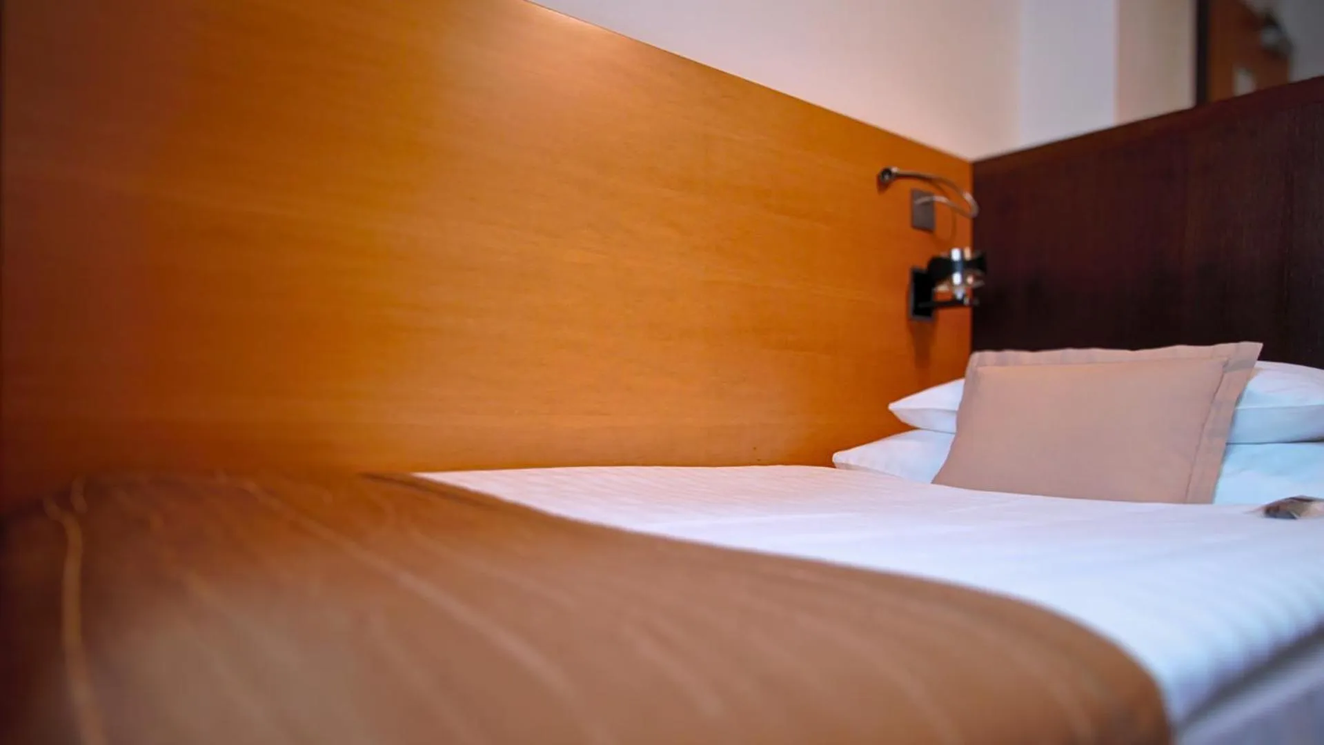 Single Room in Danubia Gate Hotel