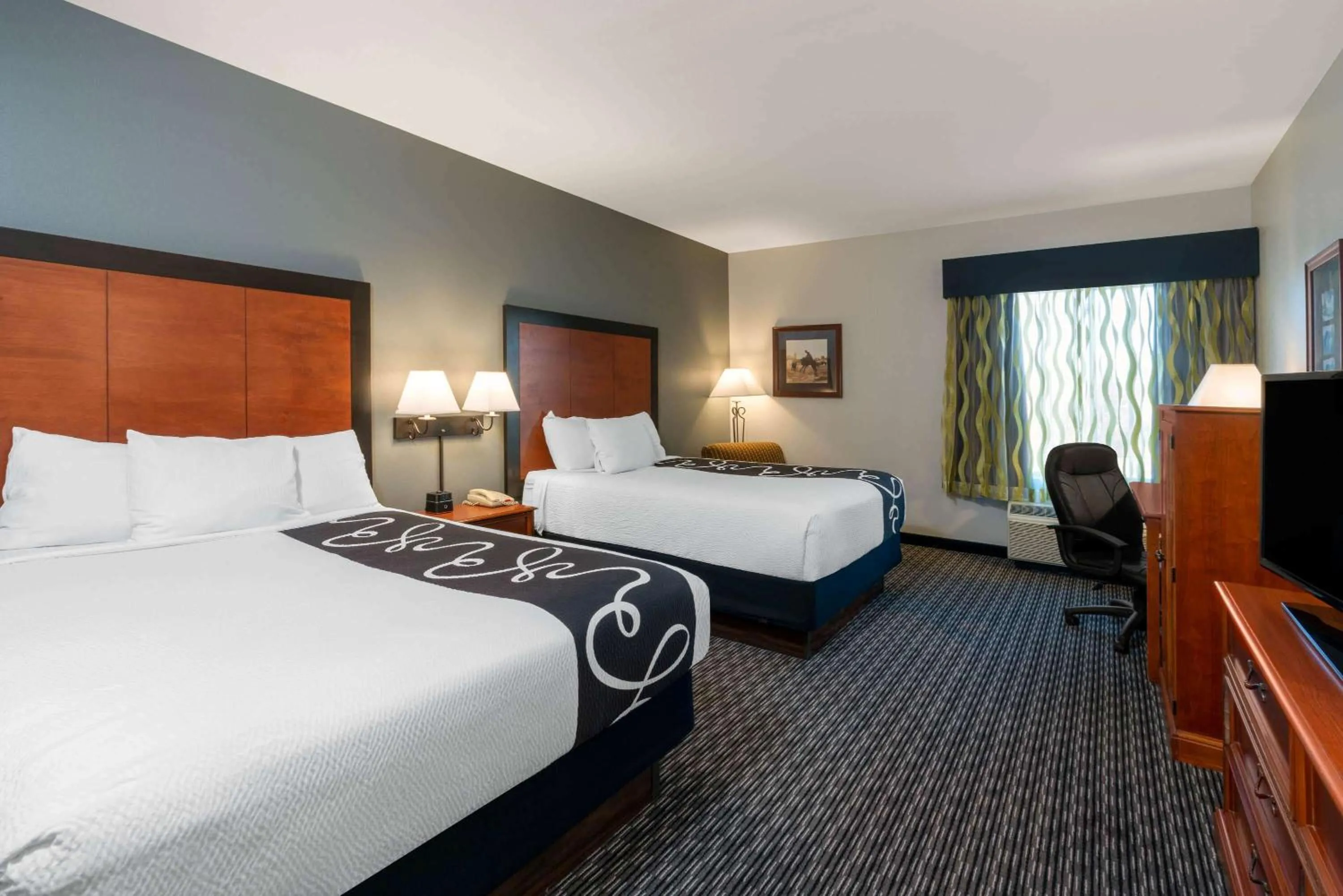 Deluxe Queen Room with Two Queen Beds in La Quinta by Wyndham Rifle