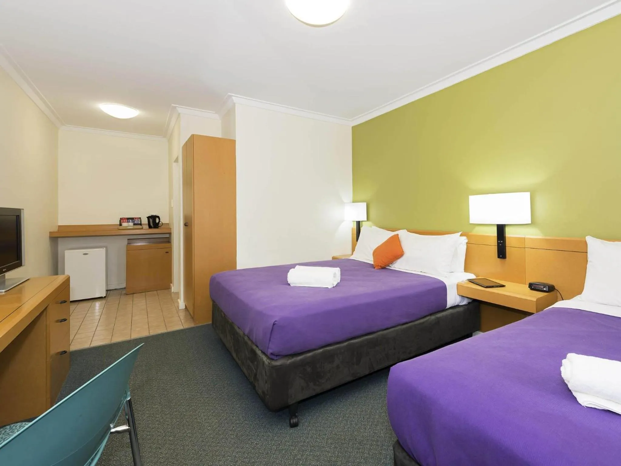 Standard Room with One Queen Bed and Two Single Beds in ibis Styles Geraldton