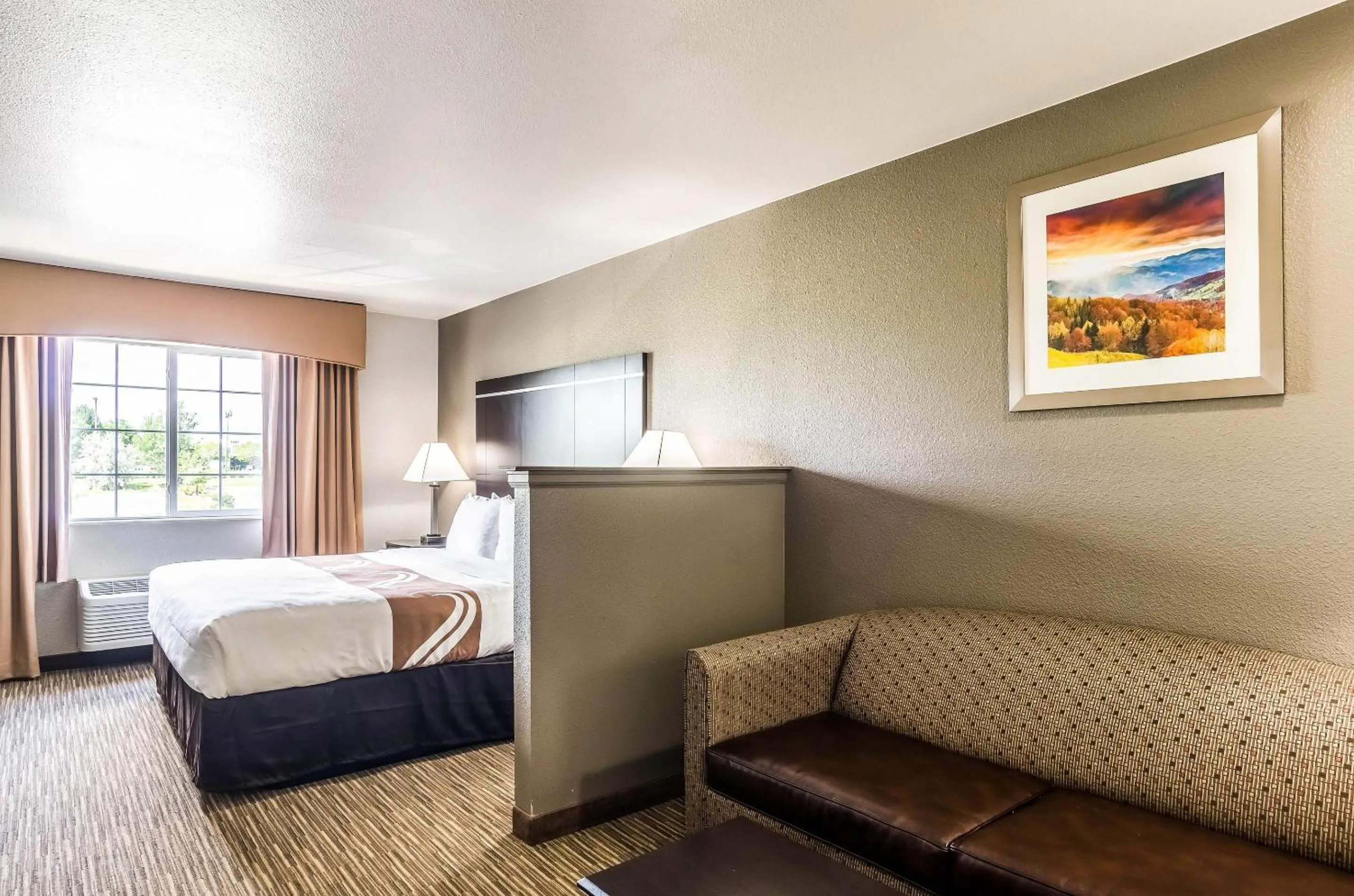 King Suite with Sofa Bed - Non-Smoking in Quality Inn & Suites Westminster - Broomfield