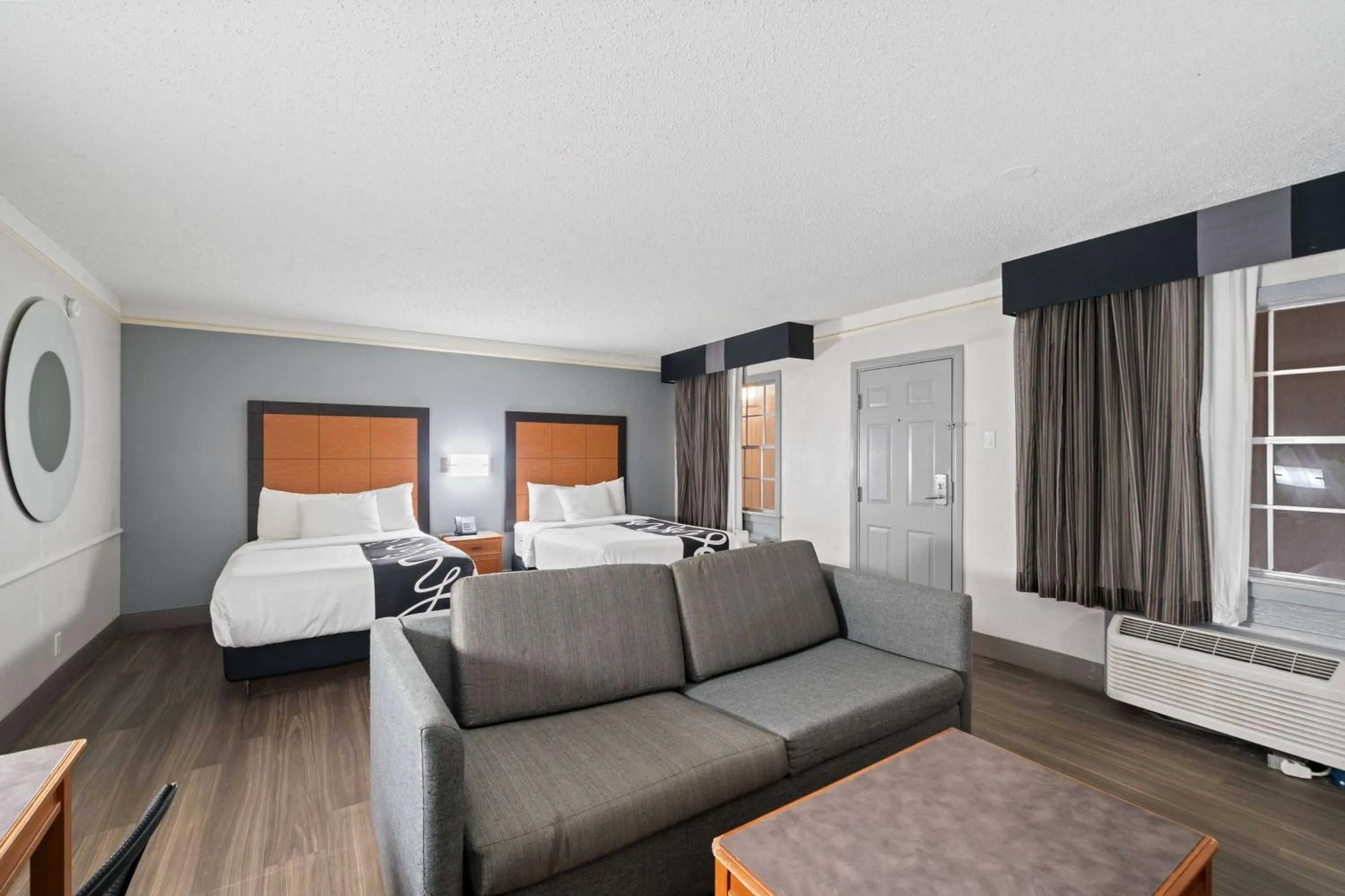 Executive Double Room with Two Double Beds in La Quinta Inn by Wyndham Corpus Christi North