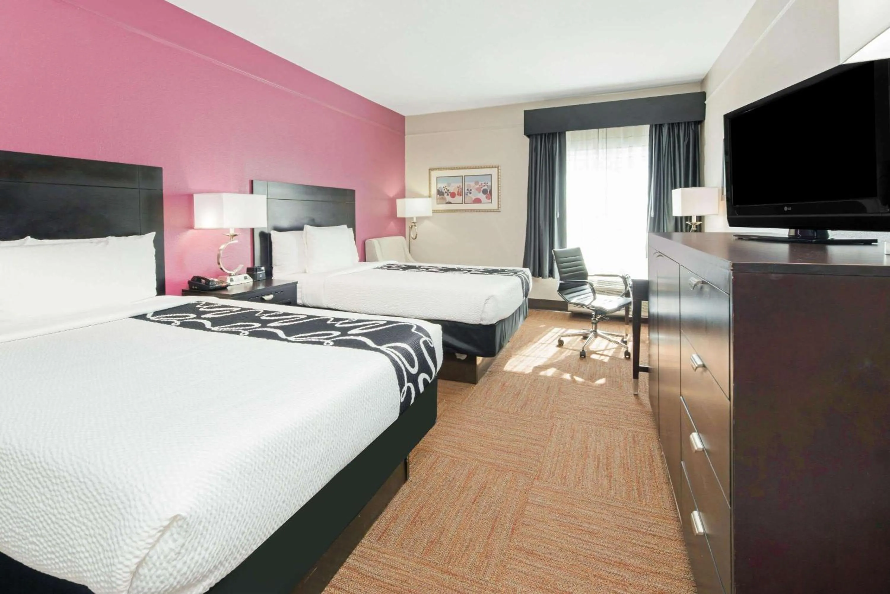 Double Room with Two Double Beds and Roll In Shower - Non-Smoking in La Quinta by Wyndham Winnie