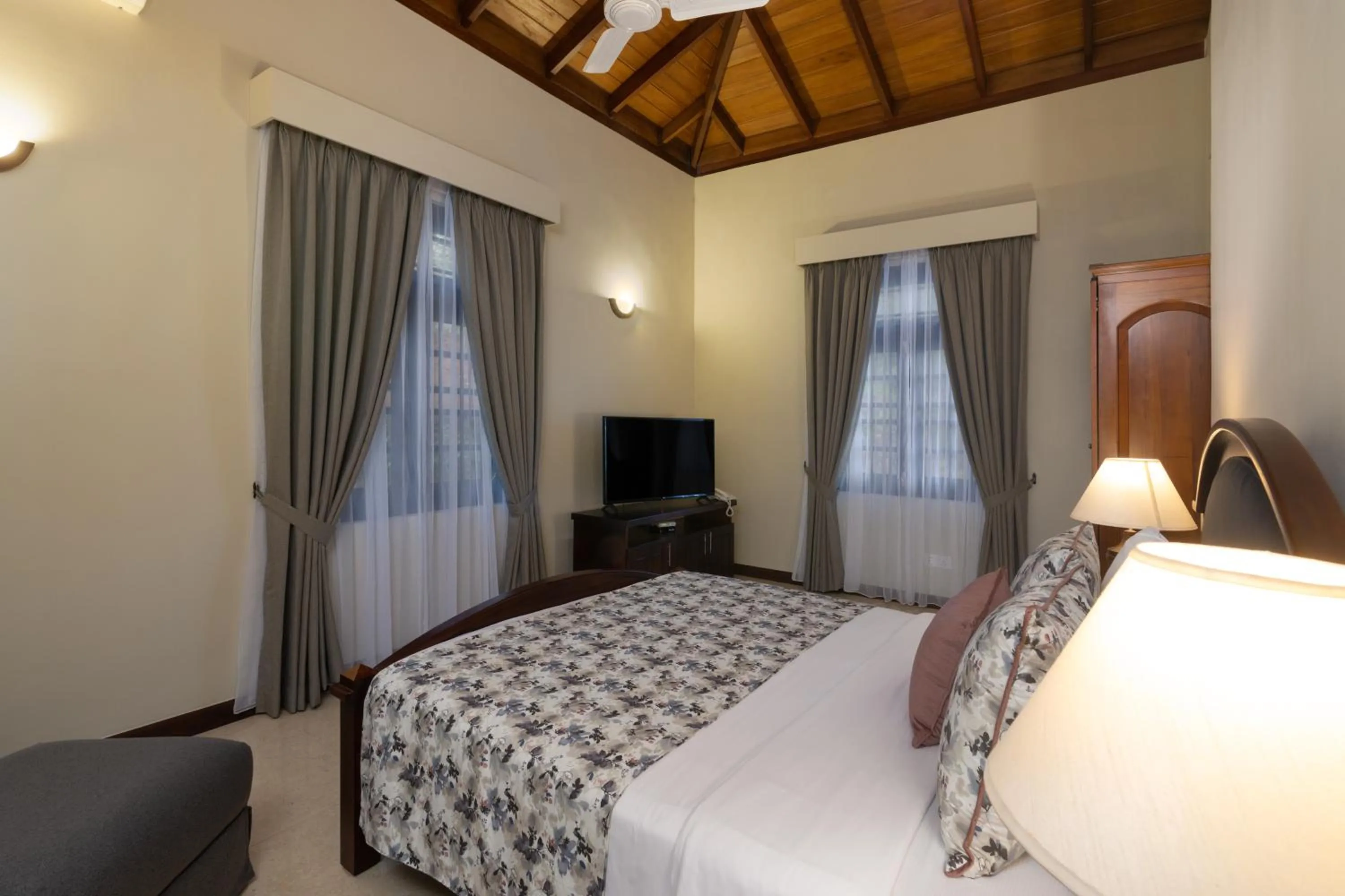 Deluxe Lower Bungalow in Hanthana Boutique Villa by Amaya