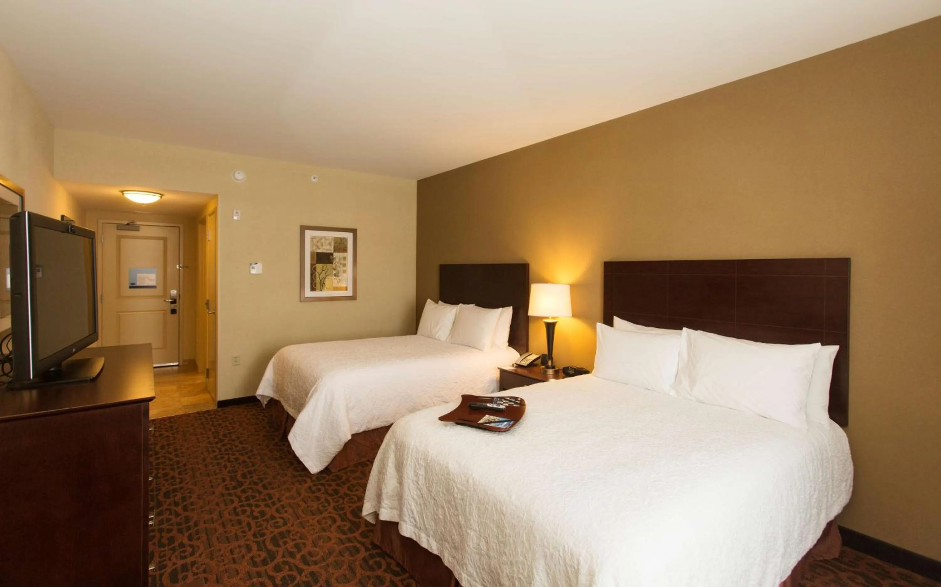Queen Room with Two Queen Beds - Pool View in Hampton Inn Marquette-Waterfront