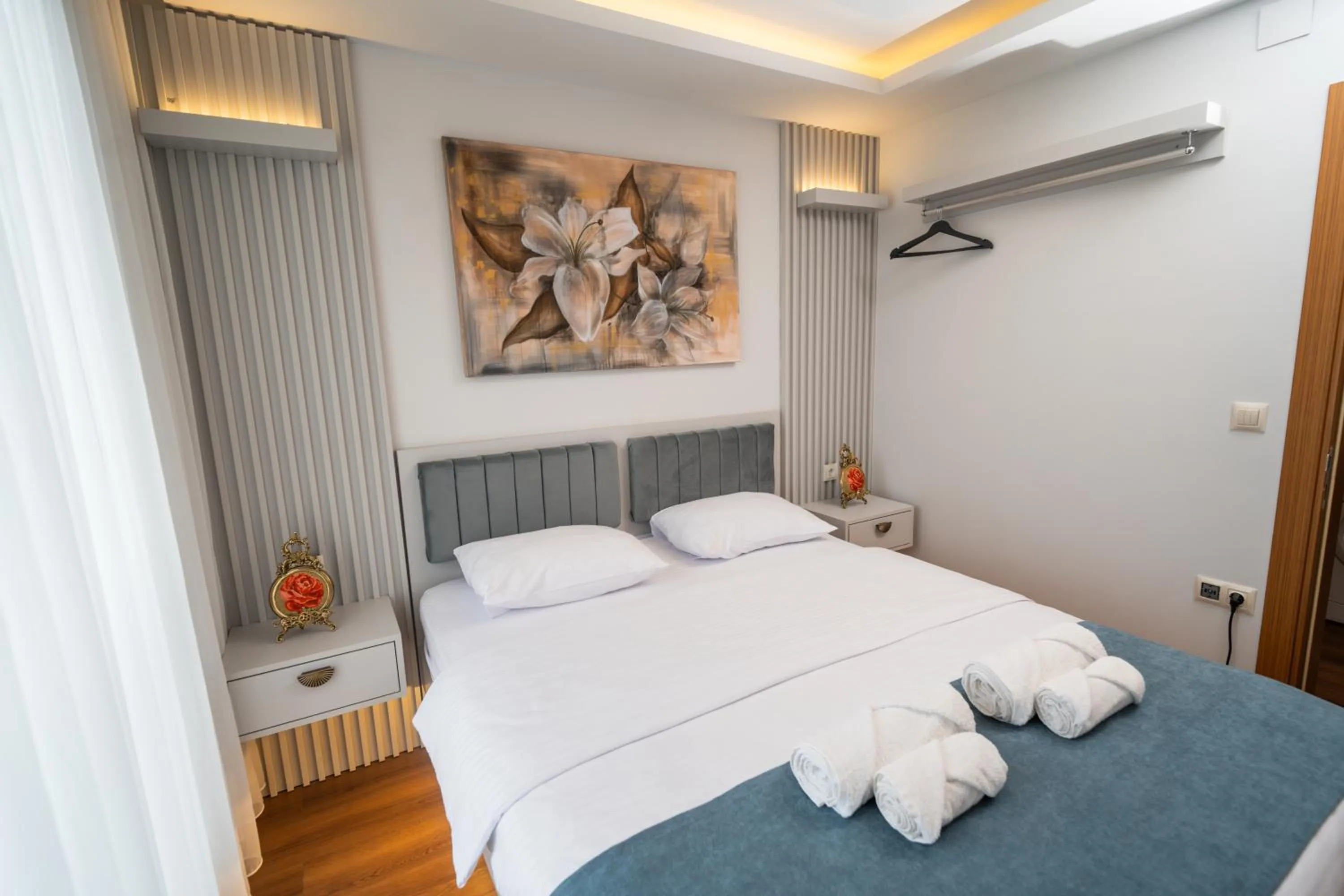  2 Yatak Odalı Superior Suit - Deniz manzaralı  in Yusra Apart Otel