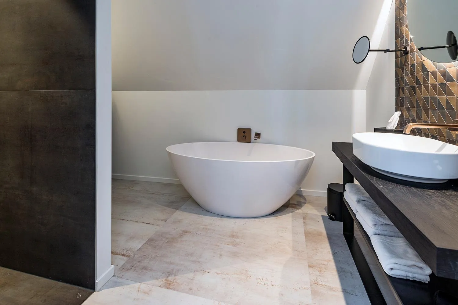 Deluxe Double Room in Designhotel Beila