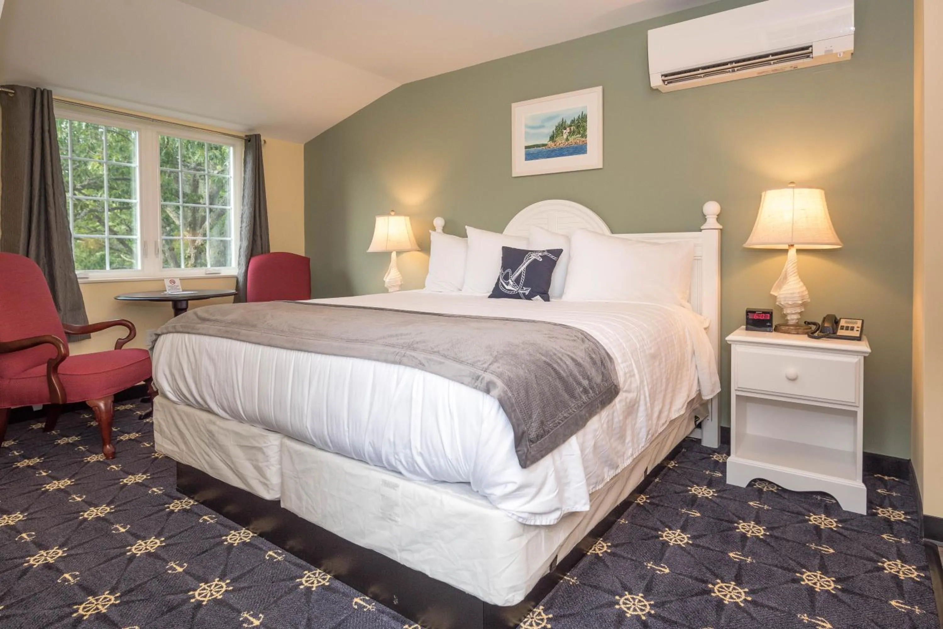 Deluxe King Room in The Inn on Mount Desert
