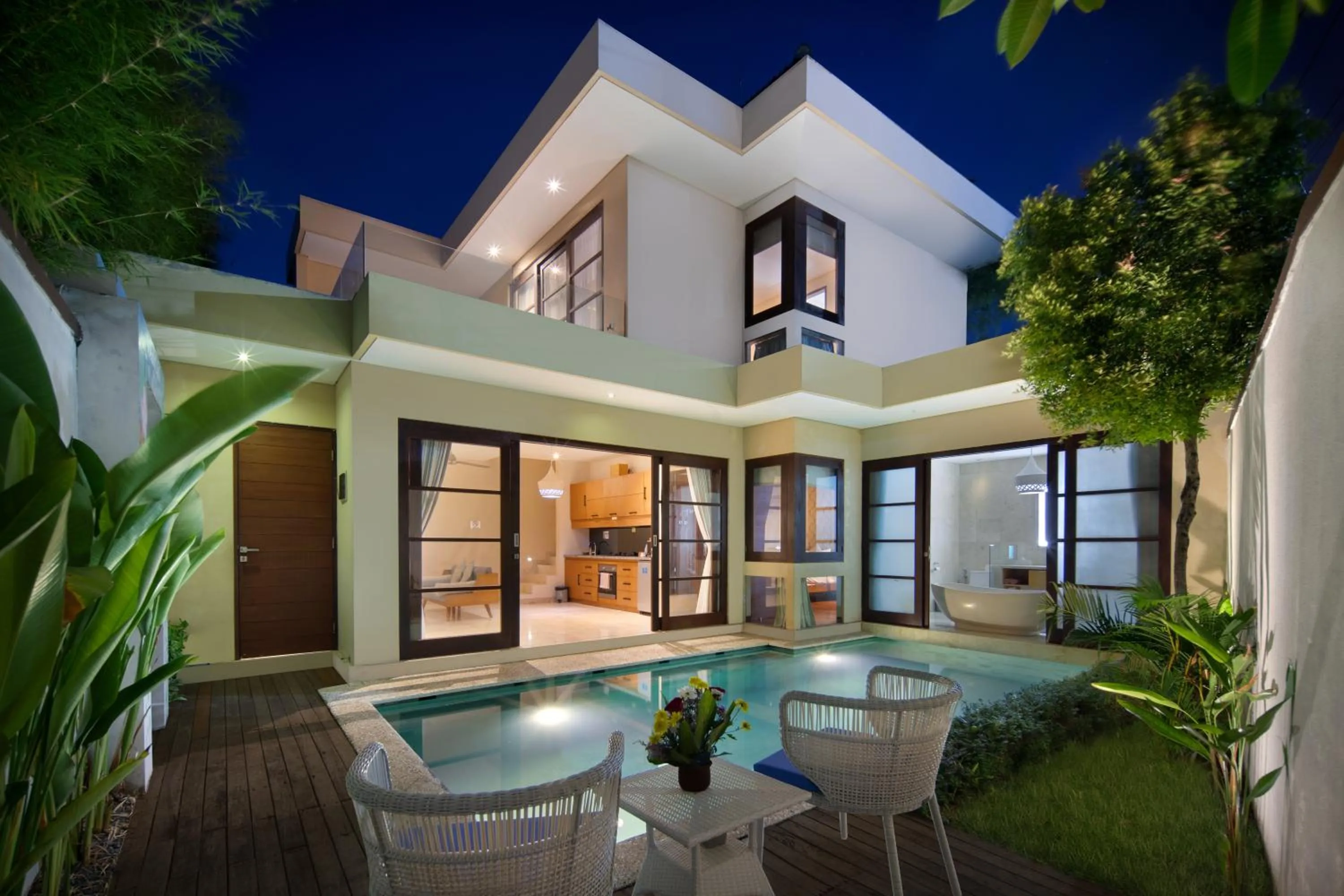 Two-Bedroom Villa with Private Pool and 6 mins walk to the beach in Beautiful Bali Villas