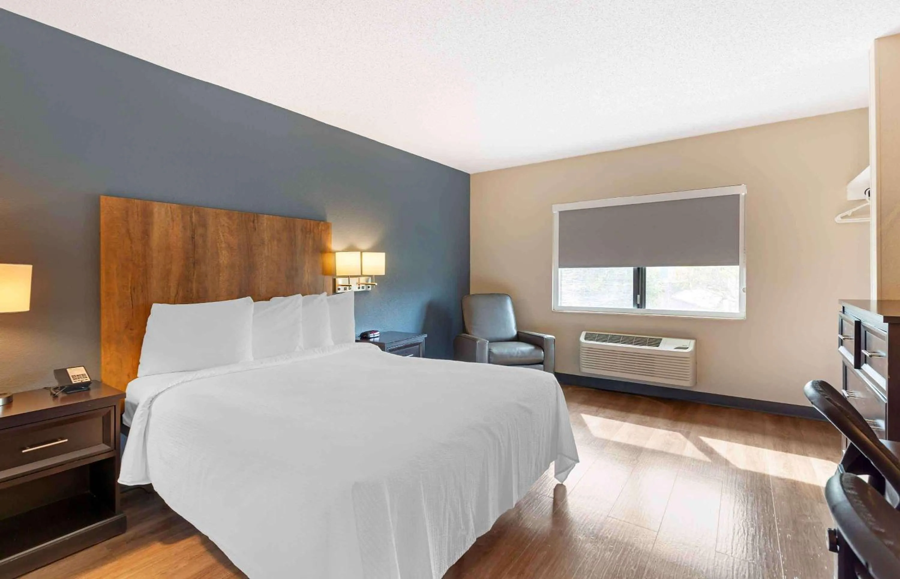 Queen Studio - Non-Smoking in Extended Stay America Premier Suites - Fort Lauderdale - Deerfield Beach