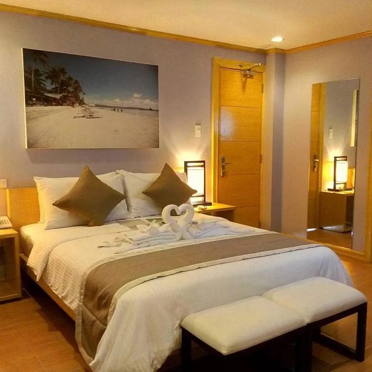 Penthouse Apartment in Shore Time Hotel Boracay