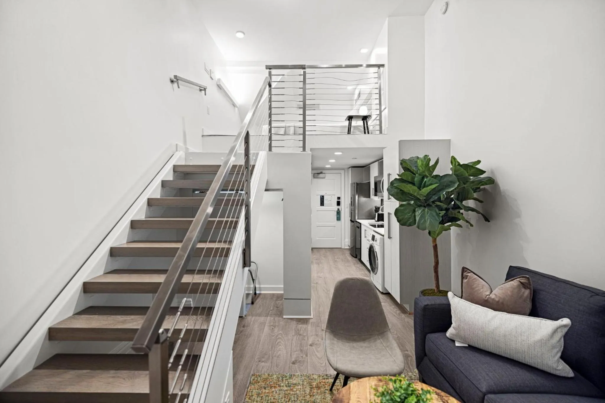 One Bedroom Loft Apartment in Placemakr Dupont Circle