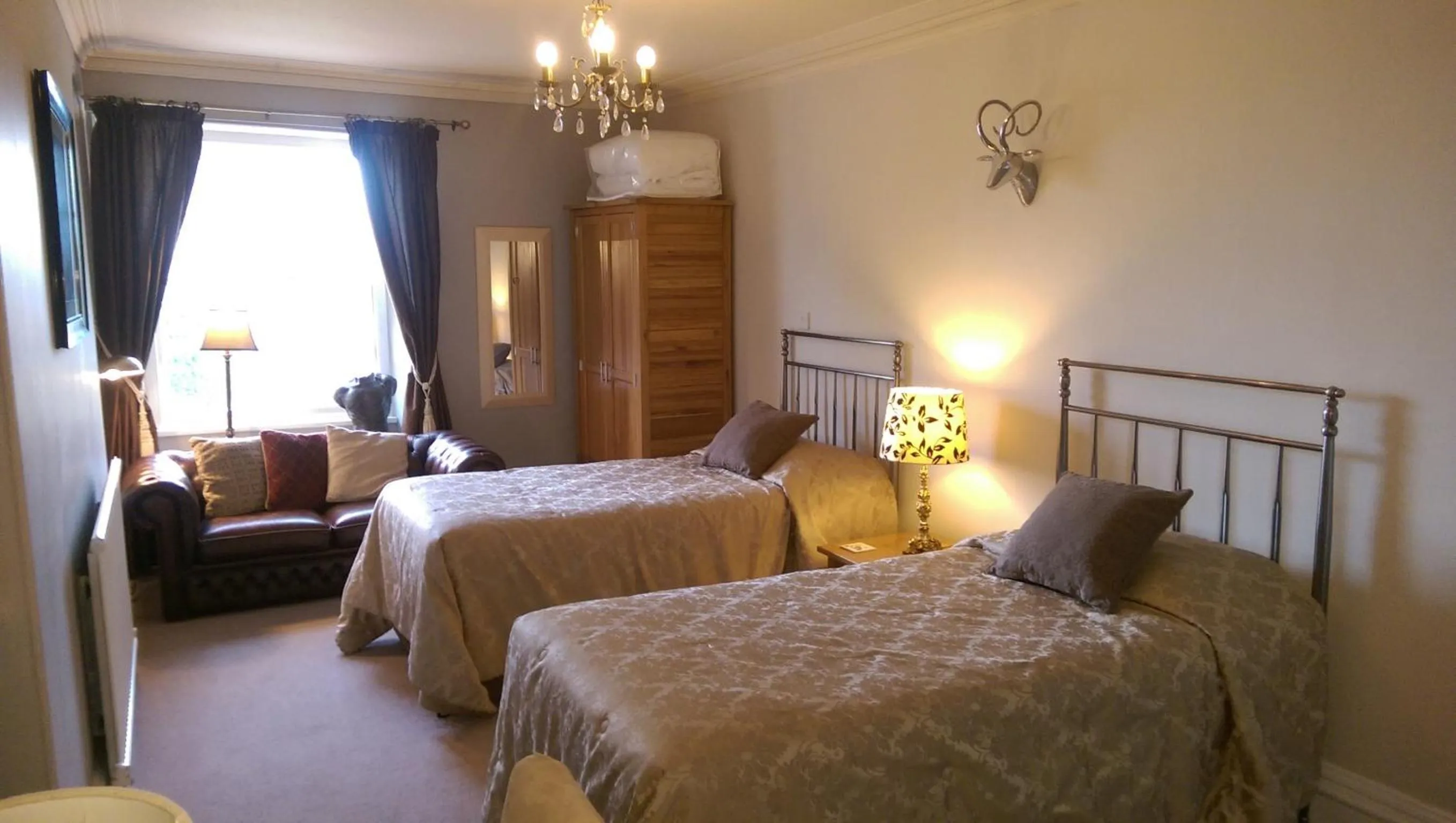 Superior Twin Room - single occupancy in The Globe Inn