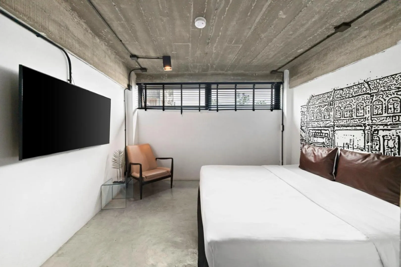 Quip One Bedroom With No View  in Quip Bed & Breakfast