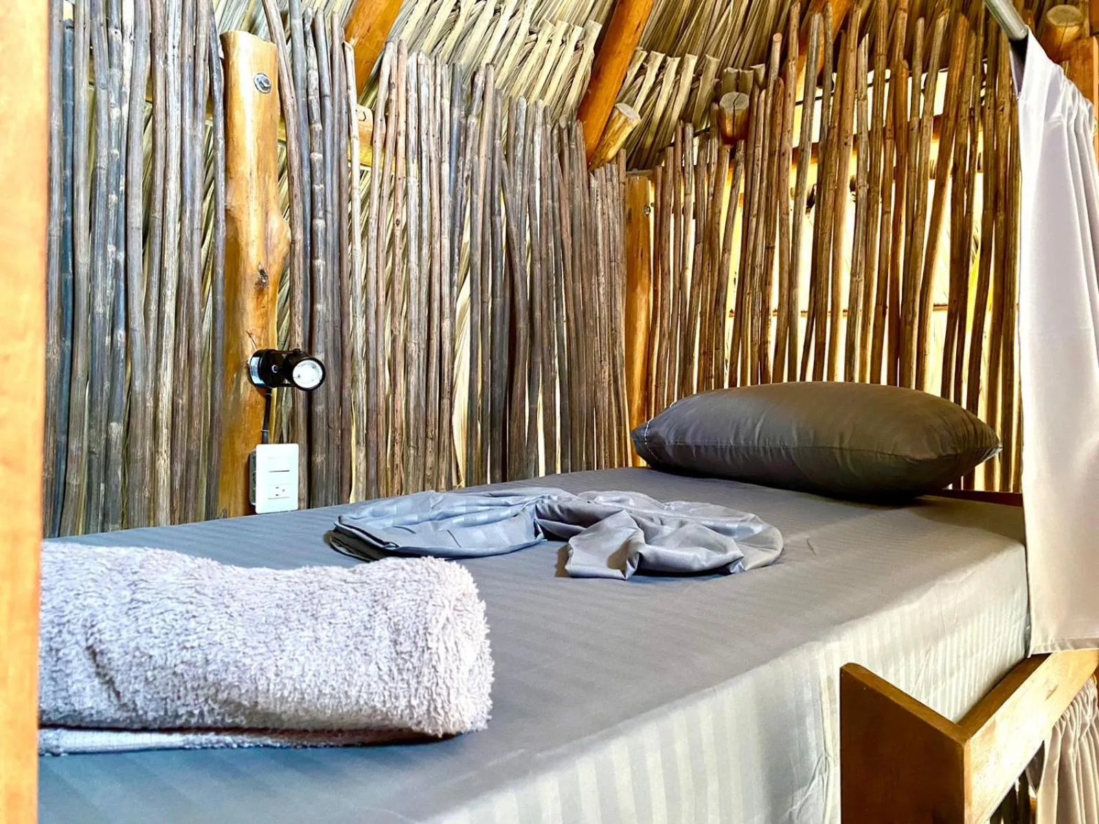 Bunk Bed in Mixed Dormitory Room in Villa Eden Palomino