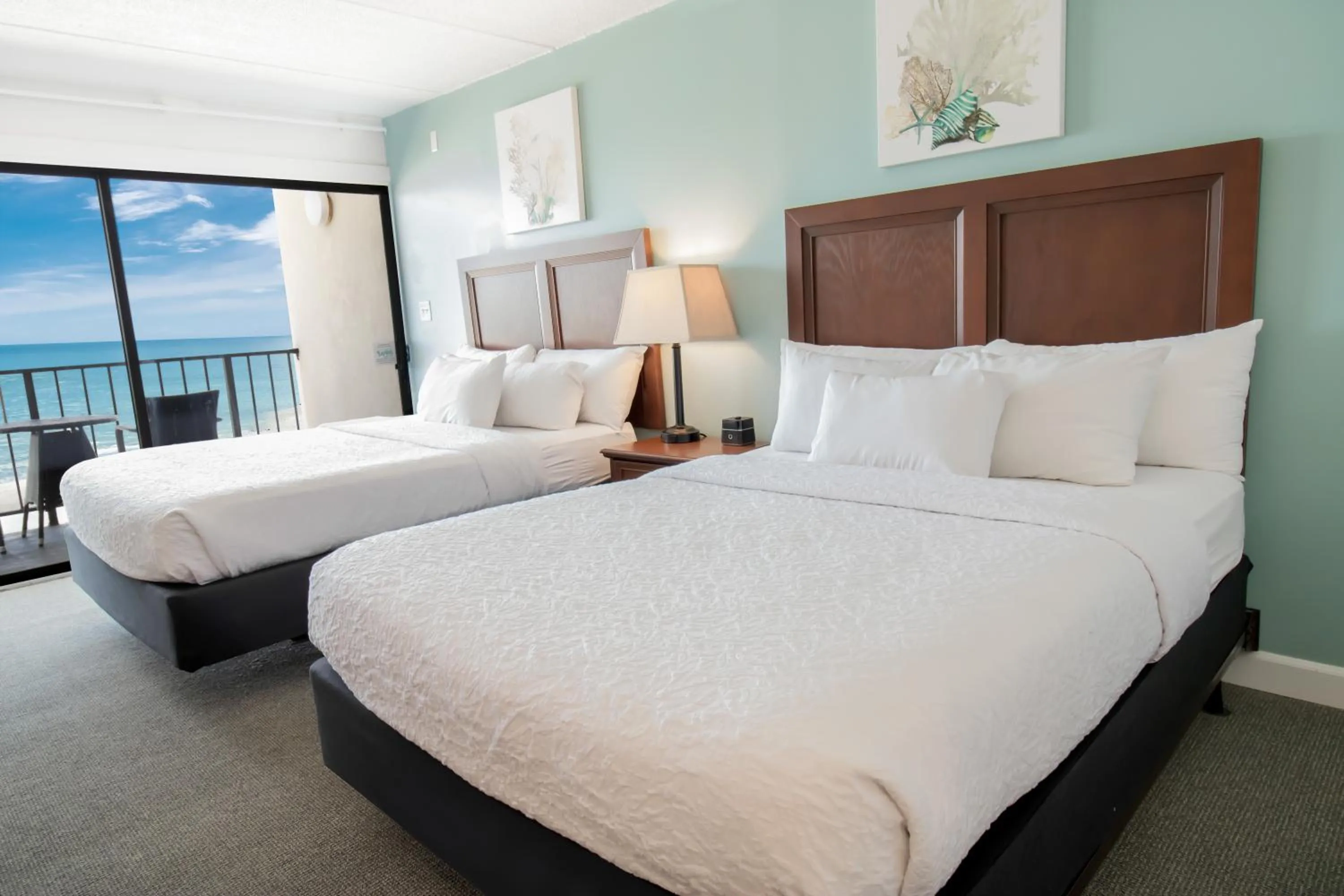 Oceanfront Tower Room in Oceanfront Litchfield Inn