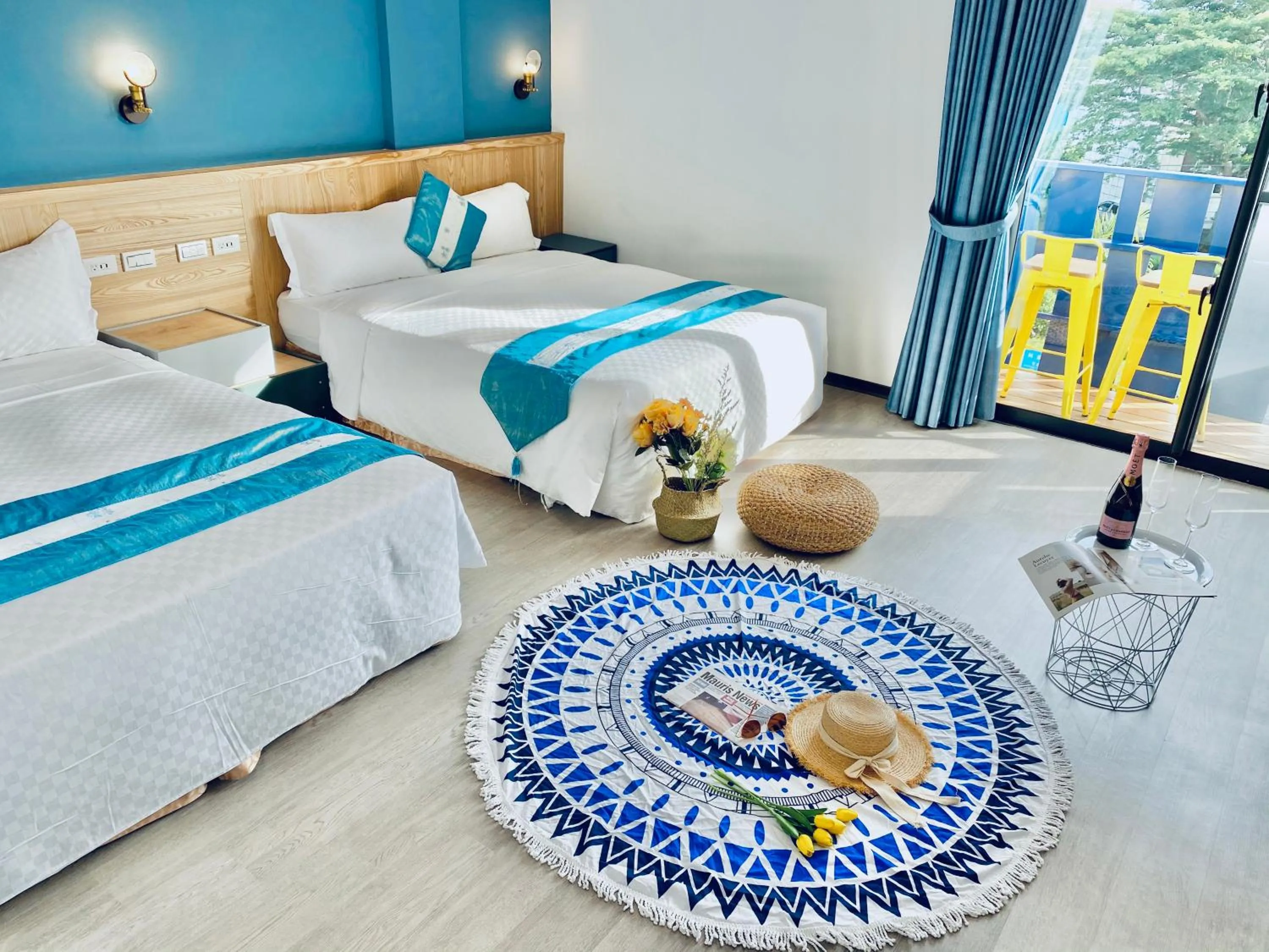 Quadruple Room with Balcony in Kenting Sunhow Inn