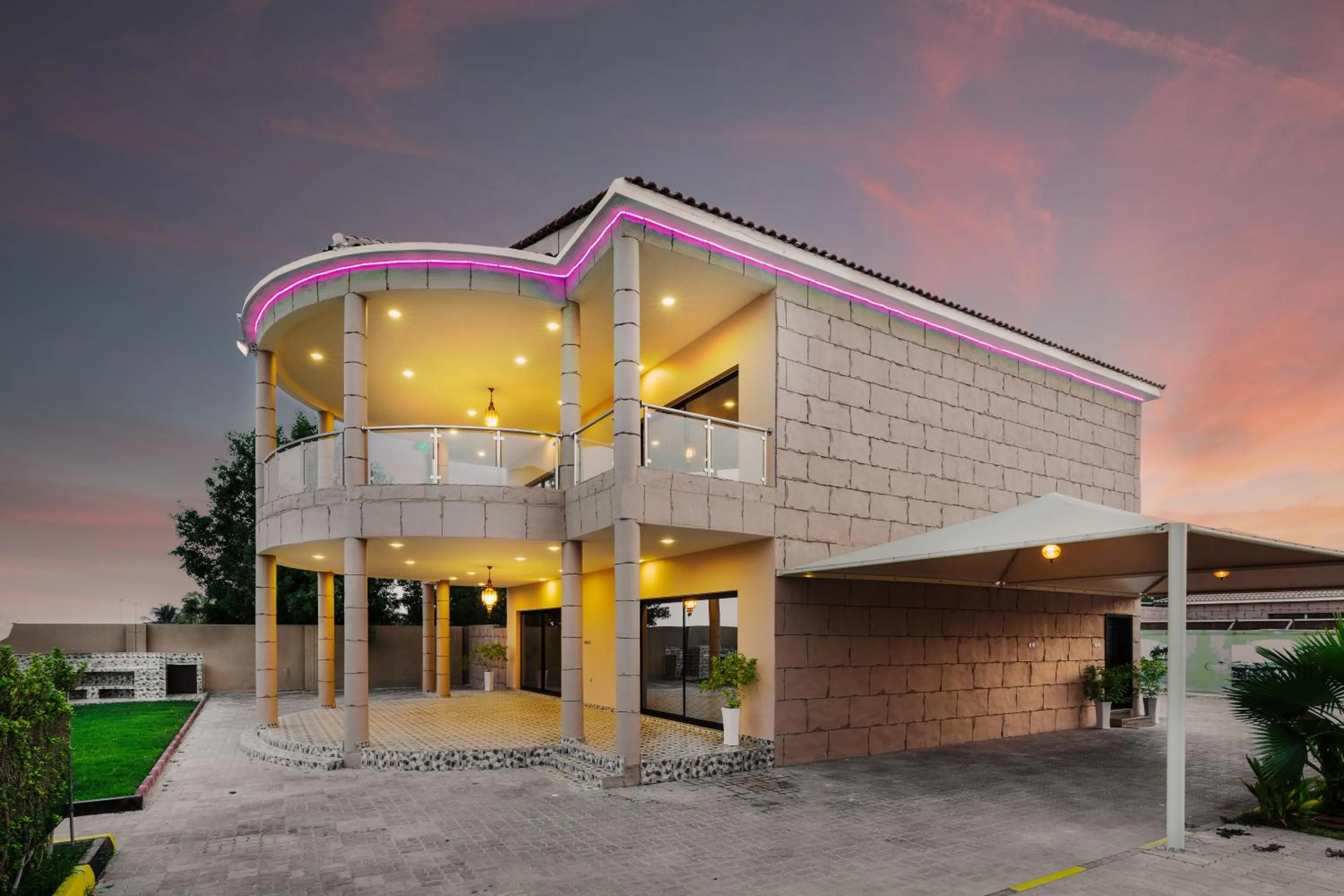 Royal Villa with Sea View in Palma Beach Resort & Spa