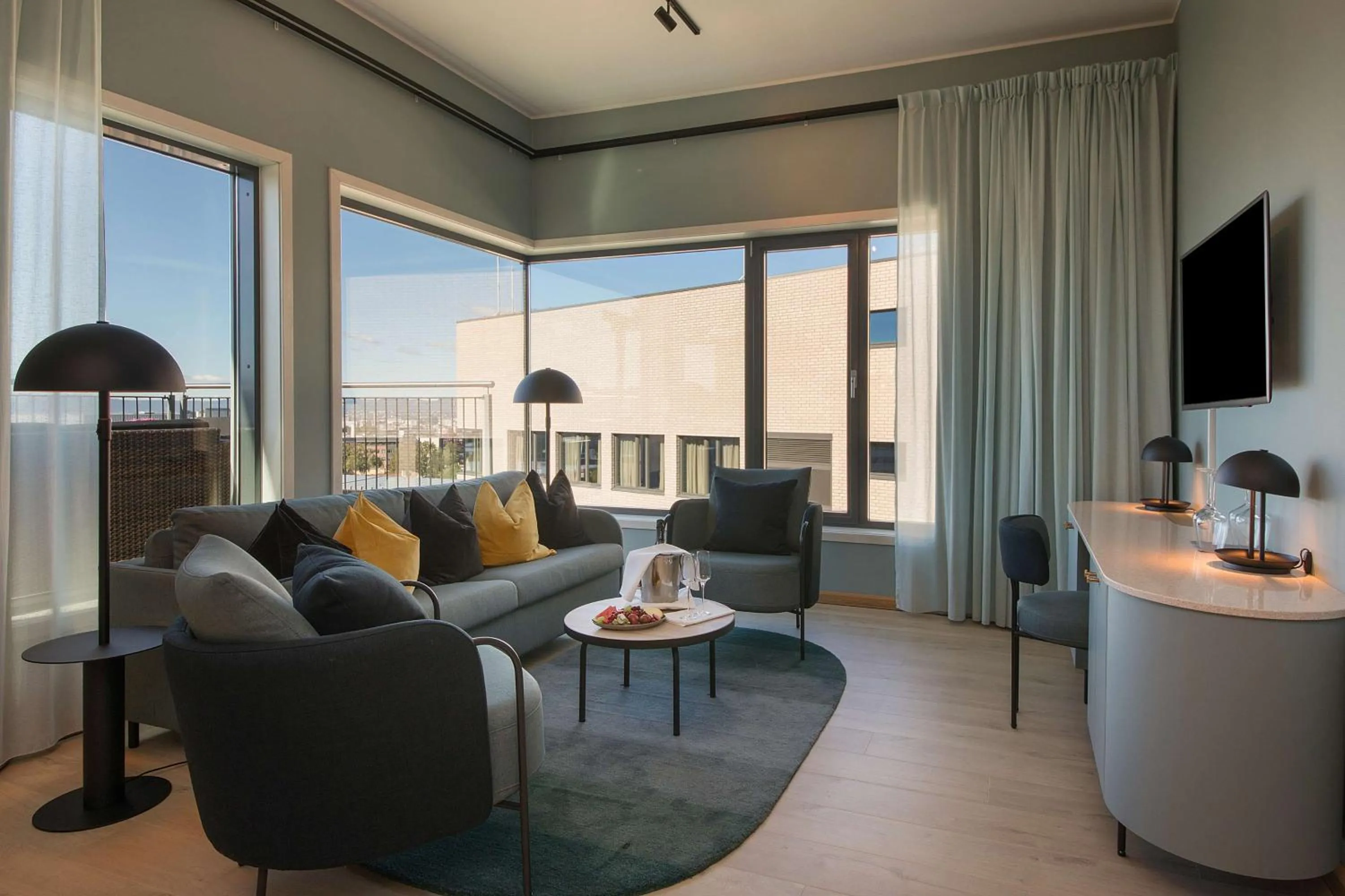 Master Suite with Terrace in Scandic Helsfyr