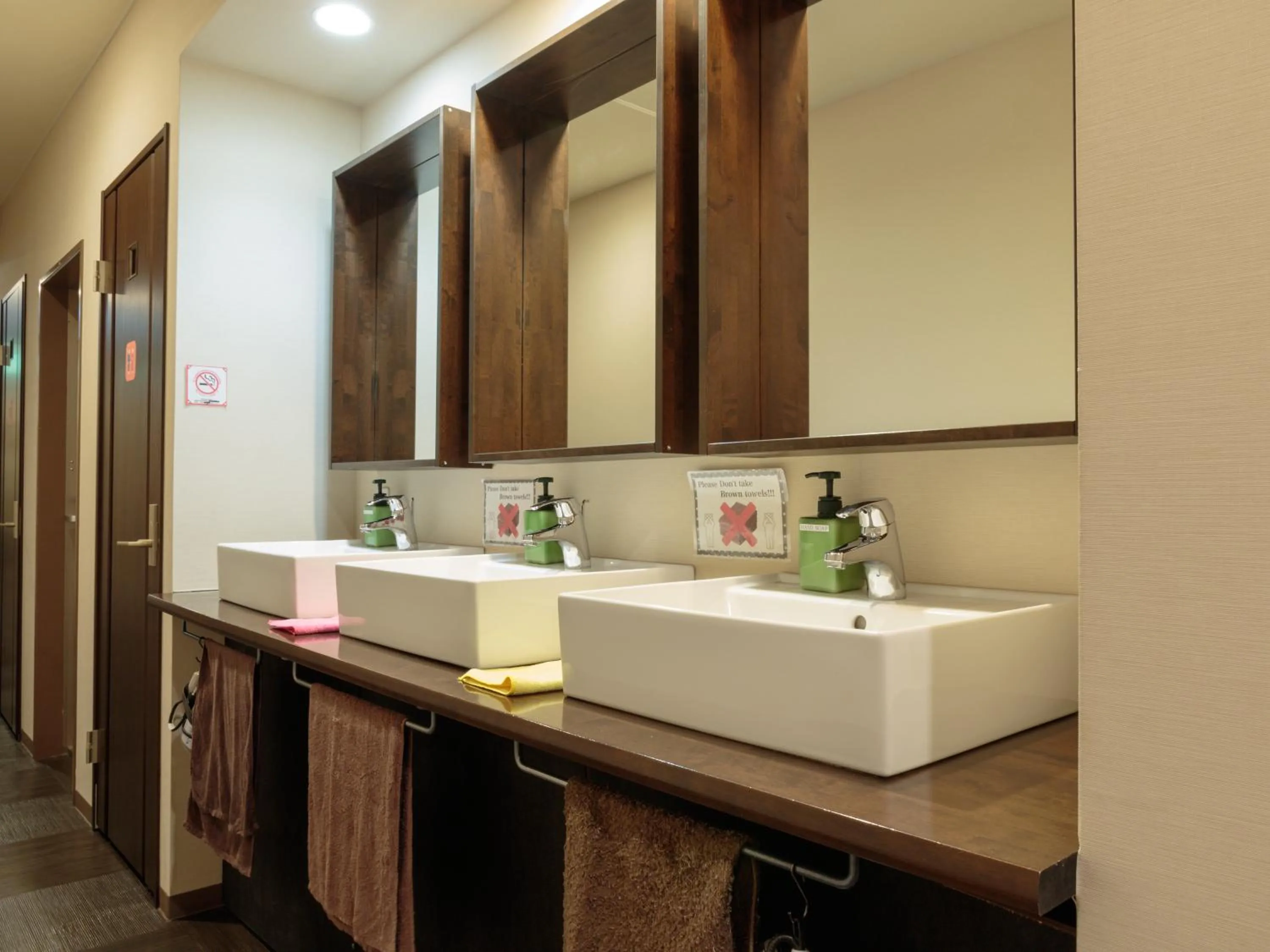 Bed in 6-Bed Female Dormitory Room (Adult only) in Fukuoka Hana Hostel