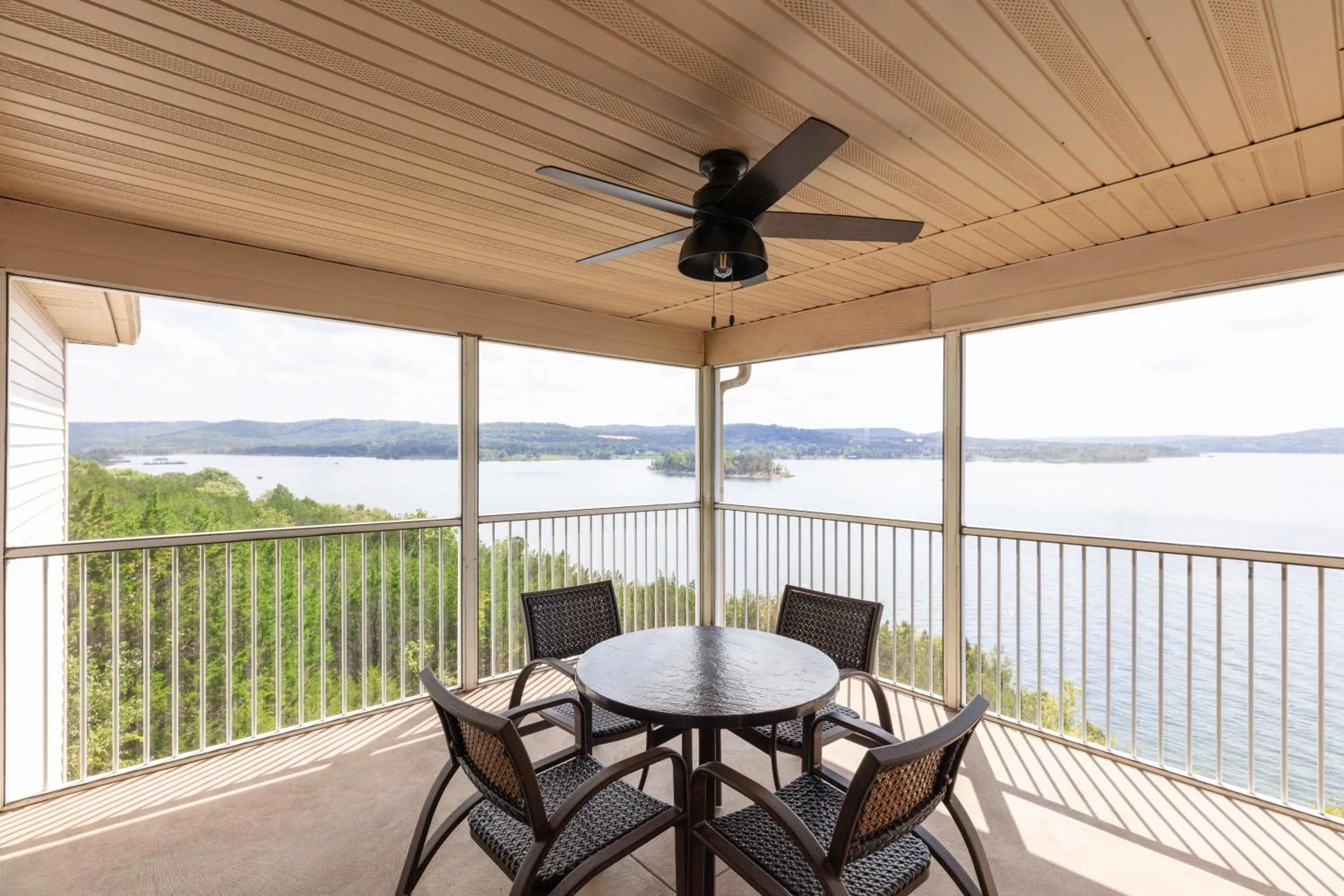 Two-Bedroom Villa with Sofa Bed - Lake View  in Westgate Branson Lakes Resort
