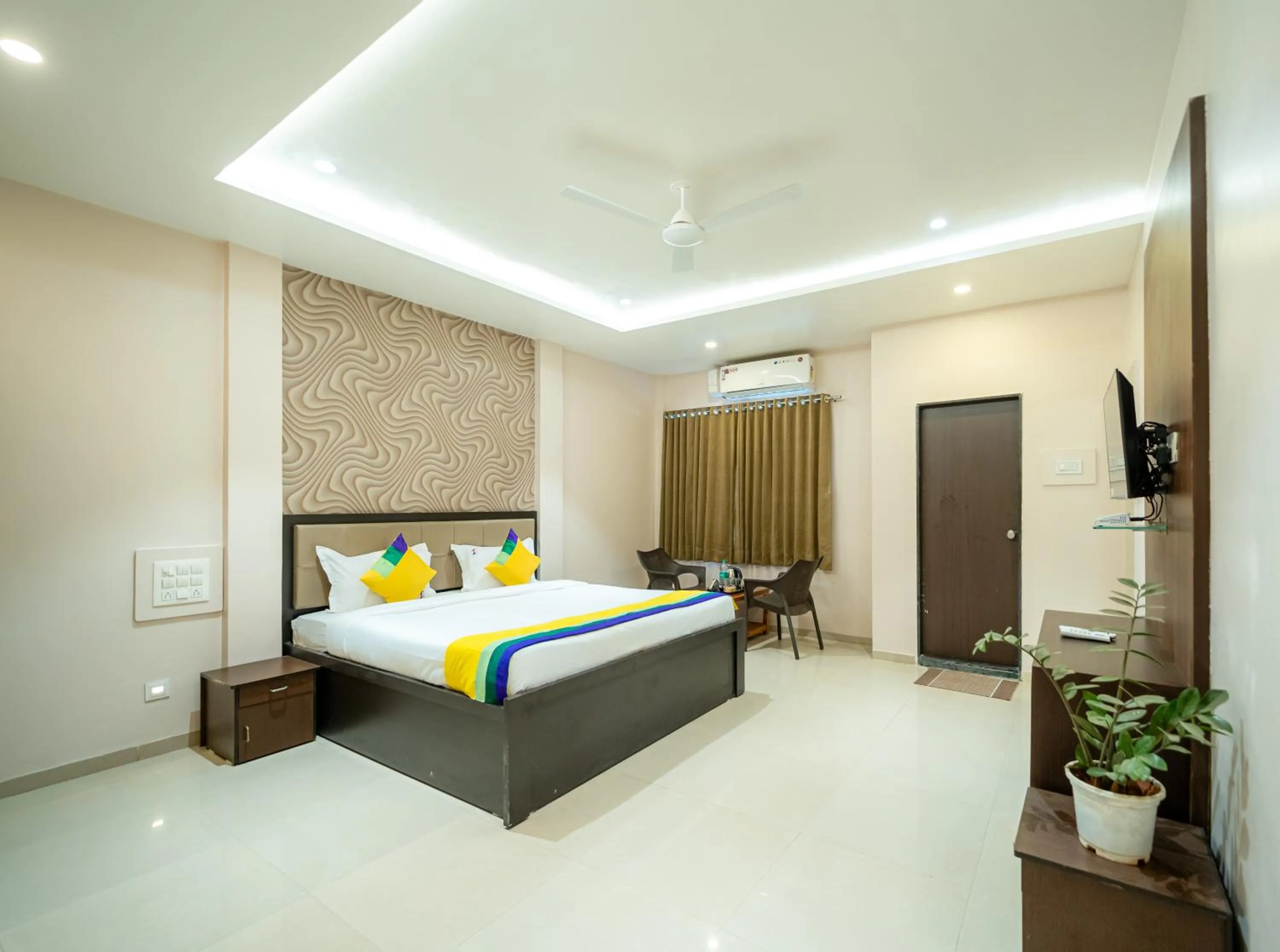 Superior Double Room in Itsy Hotels Sitara