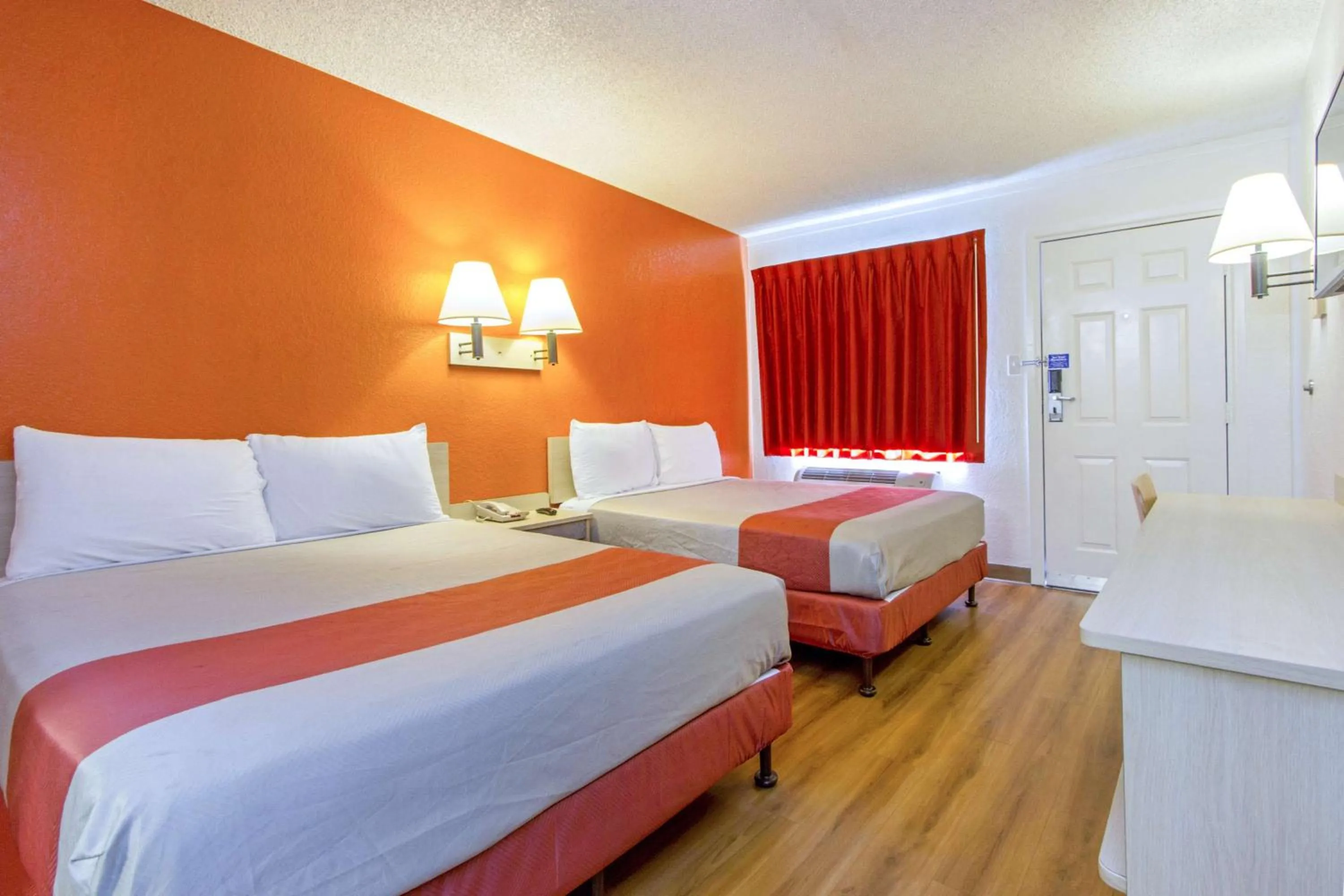 Queen Room with Two Queen Beds - Disability Access in Motel 6-Phoenix, AZ - Airport - 24th Street