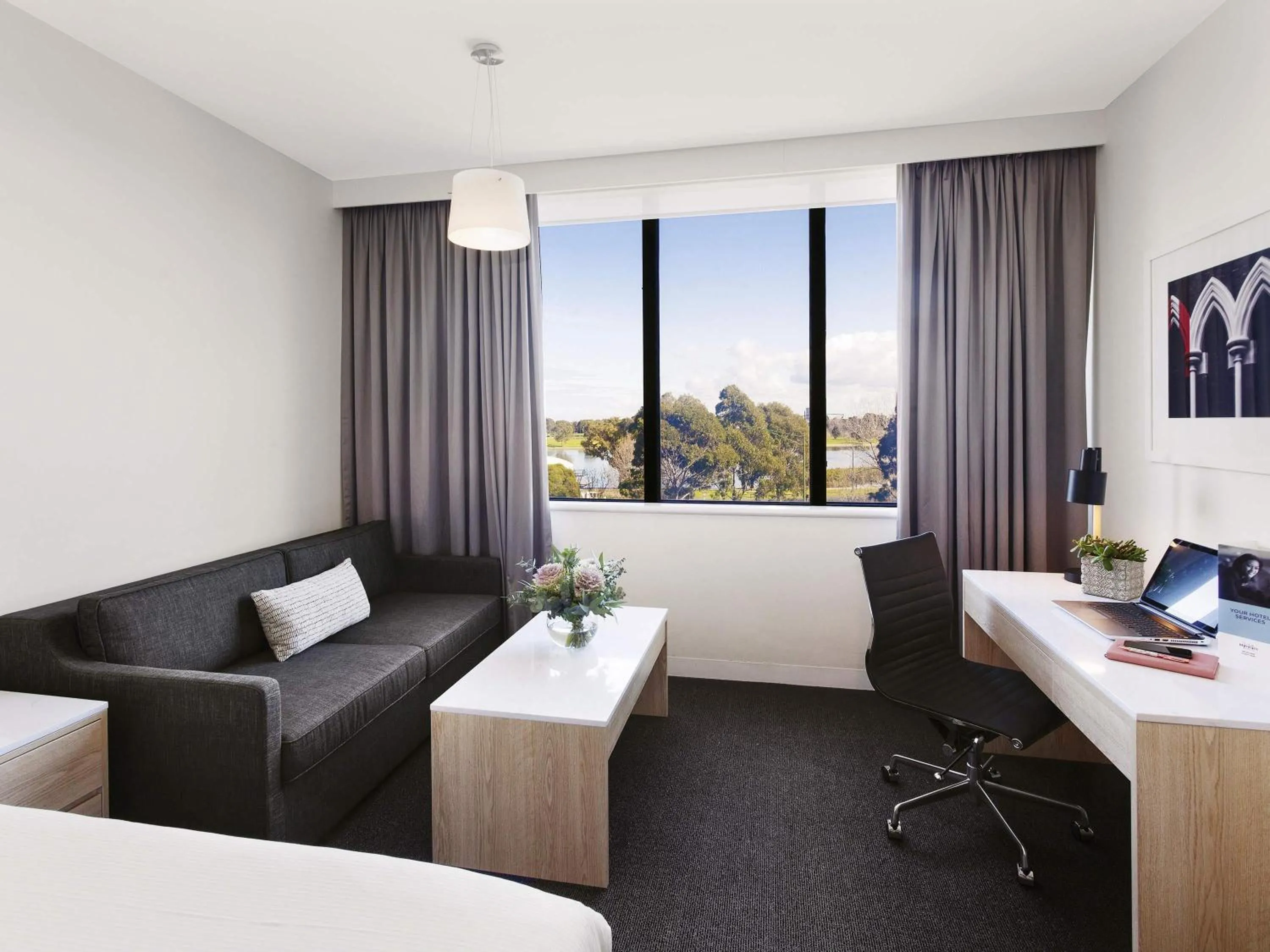 Standard Queen Room with Two Queen Beds in Mercure Melbourne Albert Park