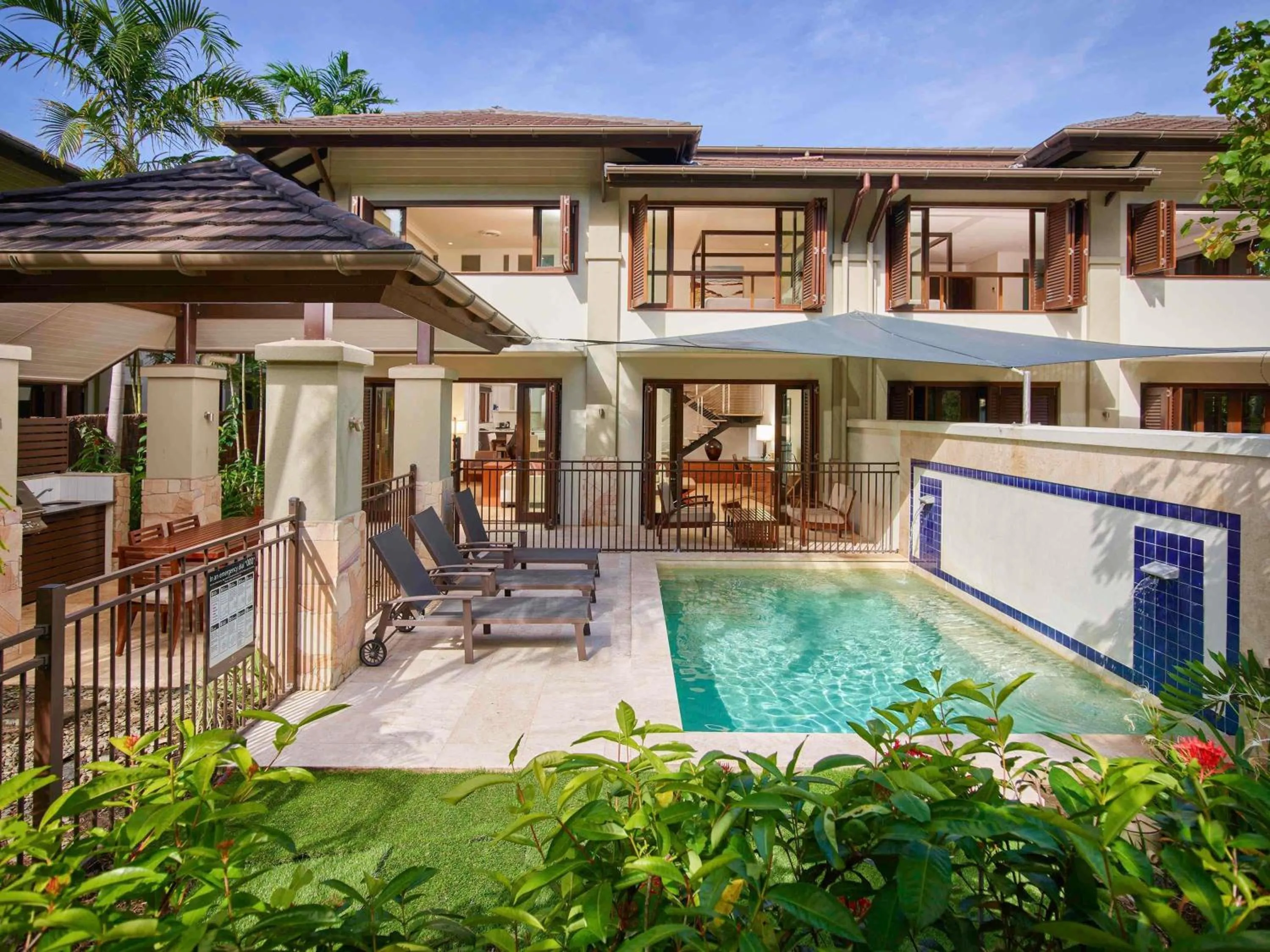 Three-Bedroom Villa in Pullman Port Douglas Sea Temple Resort and Spa