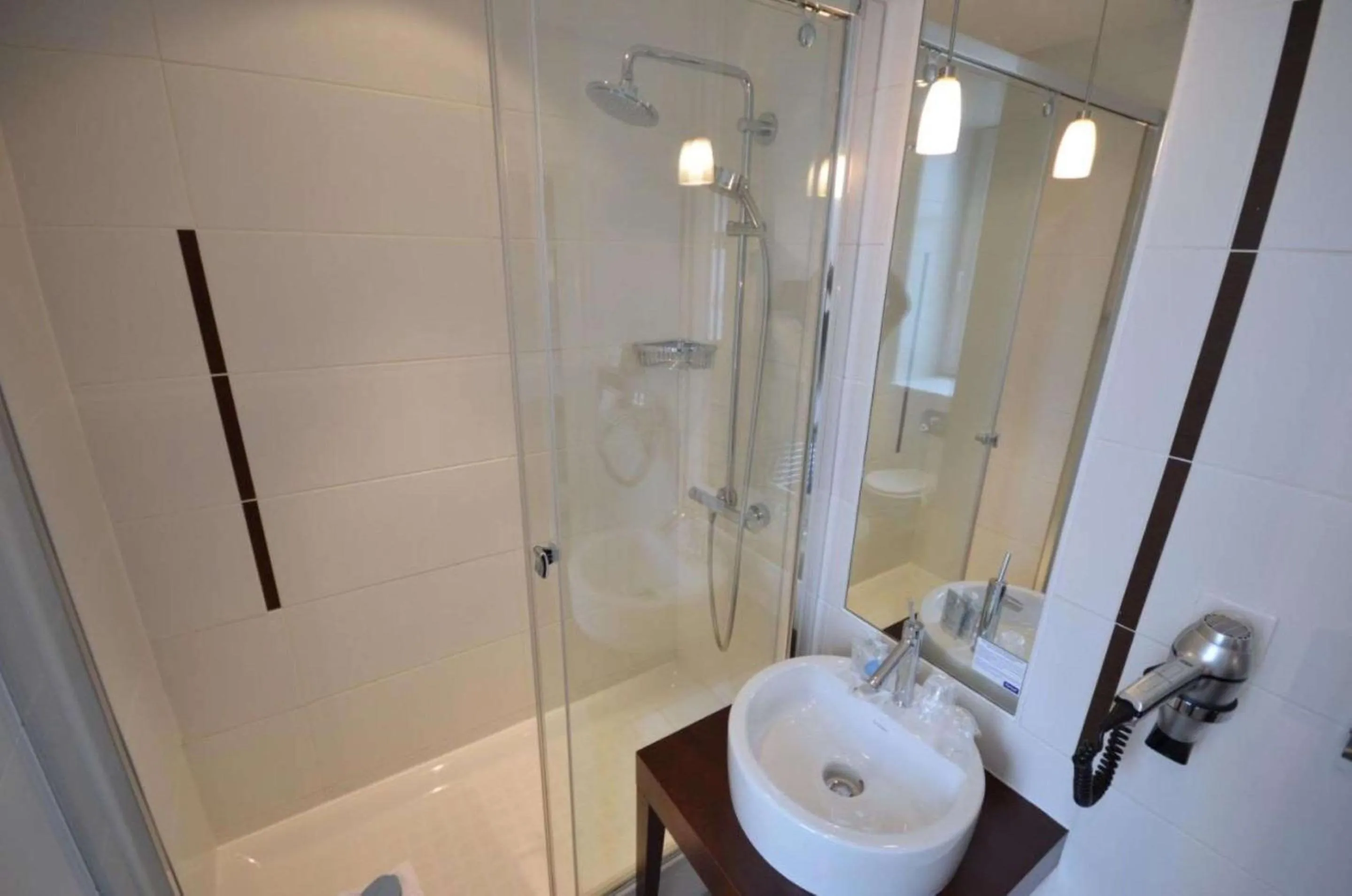 Family Room with Two Queen Beds - Non-Smoking in Best Western Dijon Centre Gare