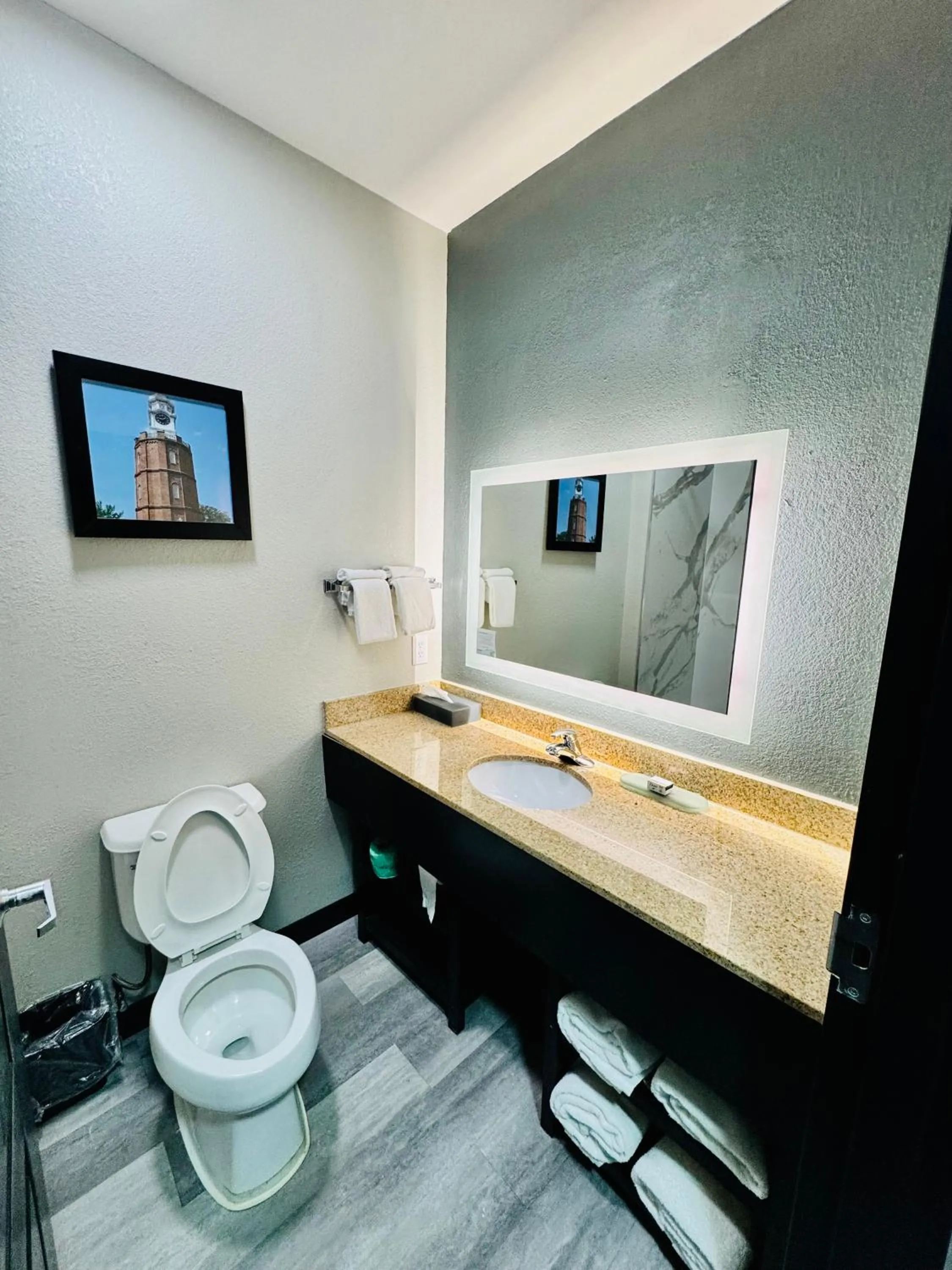 Queen Room with Two Queen Beds - Mobility Access/Non-Smoking in La Quinta by Wyndham Rome