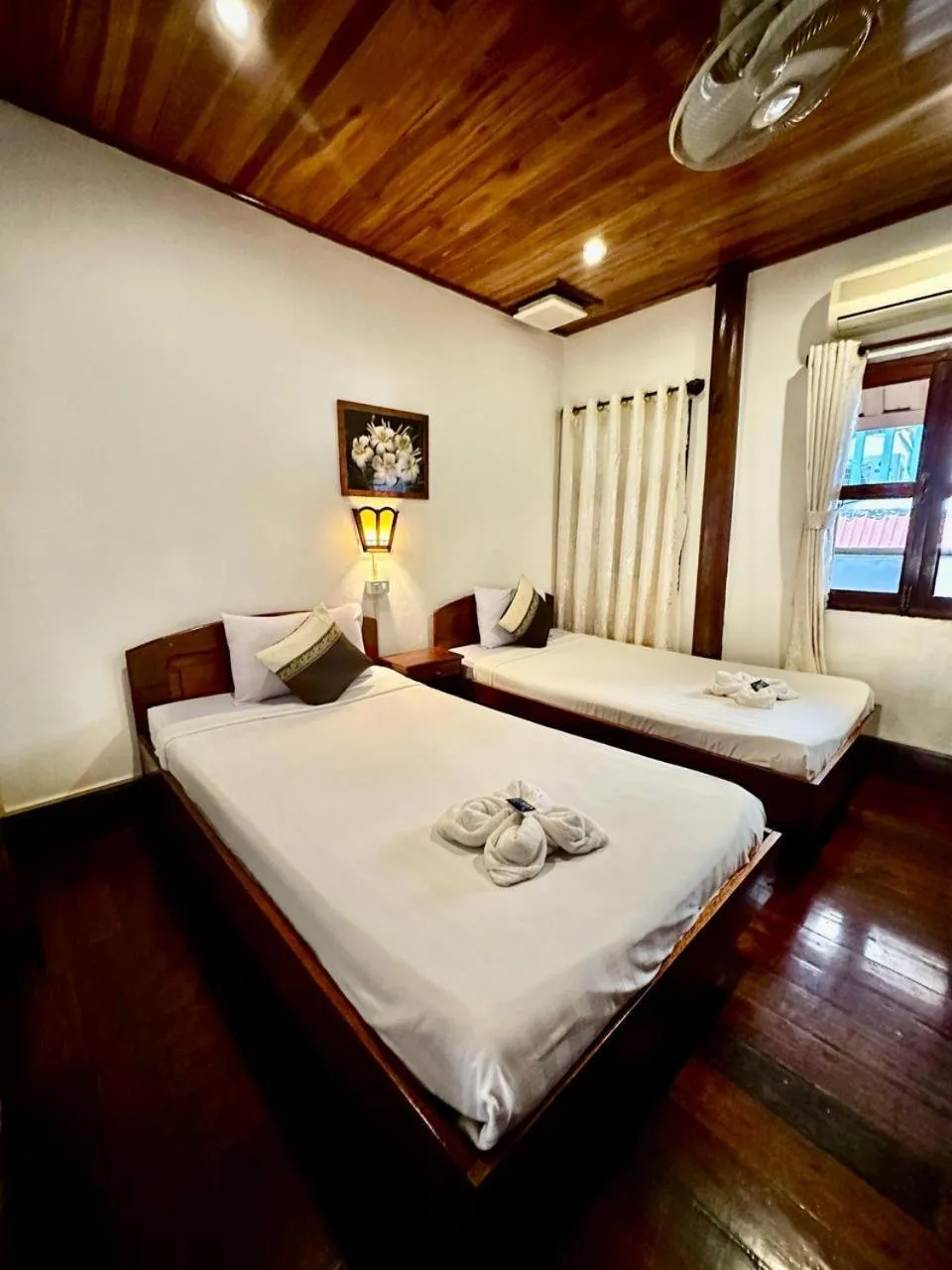 Standard Twin Room in Rattana Guesthouse
