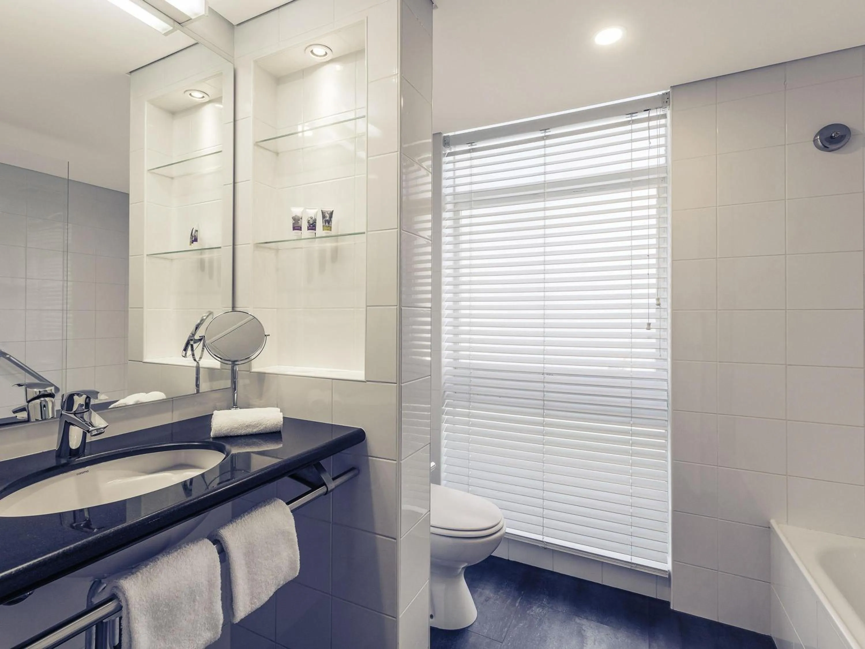 Superior Queen Room in Mercure Brisbane King George Square