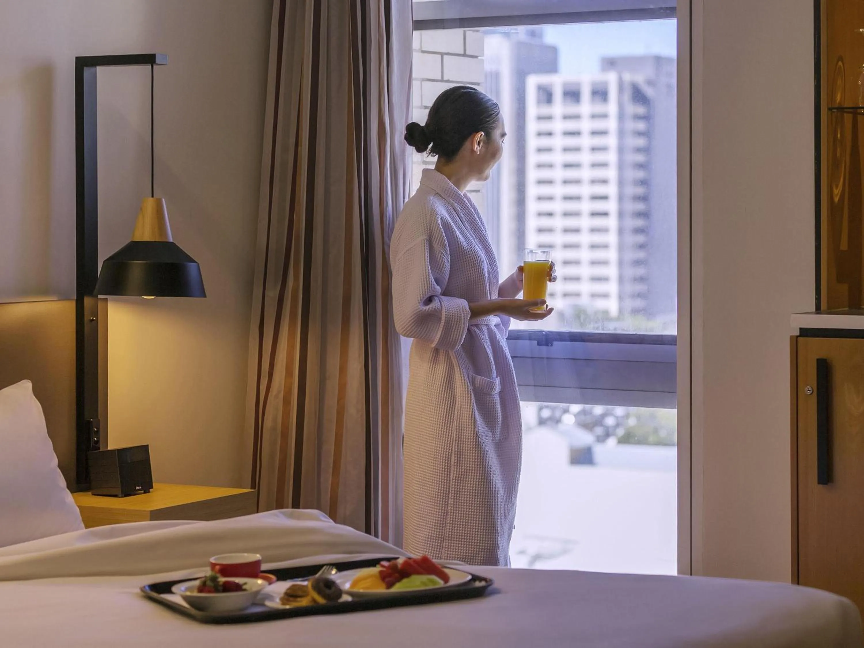 Superior Corner Room in Mercure Brisbane King George Square