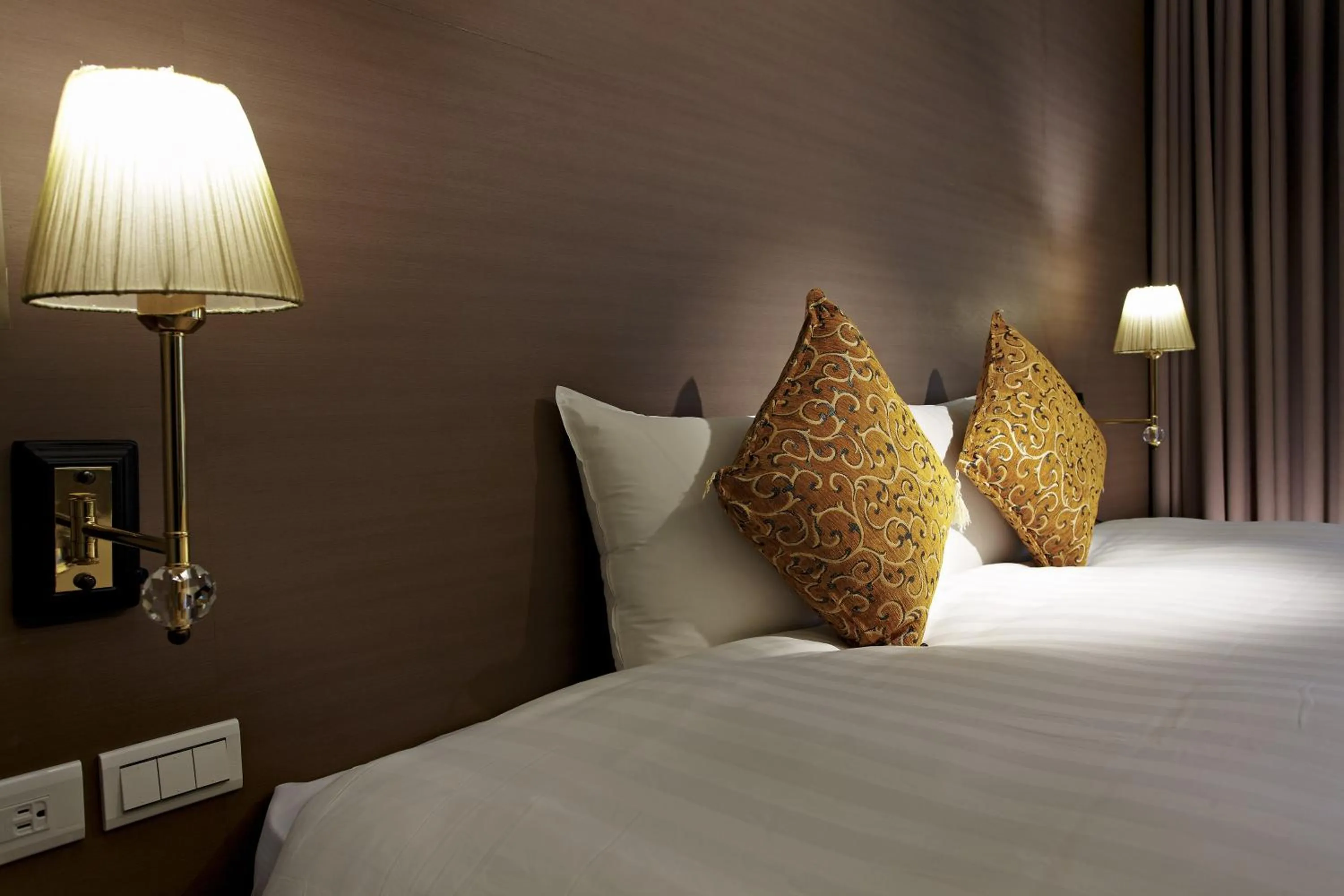 Deluxe Double Room in Micasa Hotel