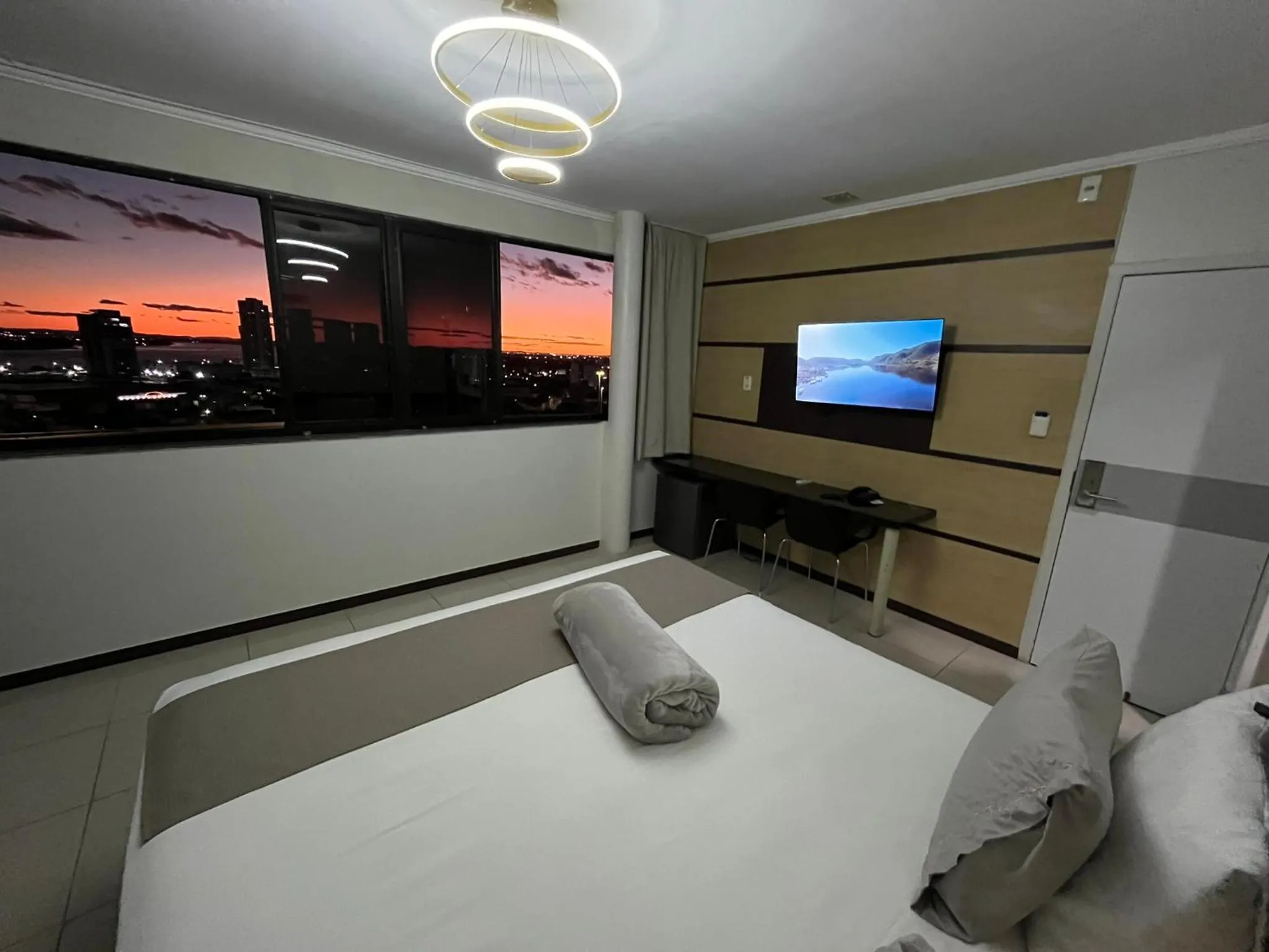 Deluxe King Suite in Águas Palace Hotel